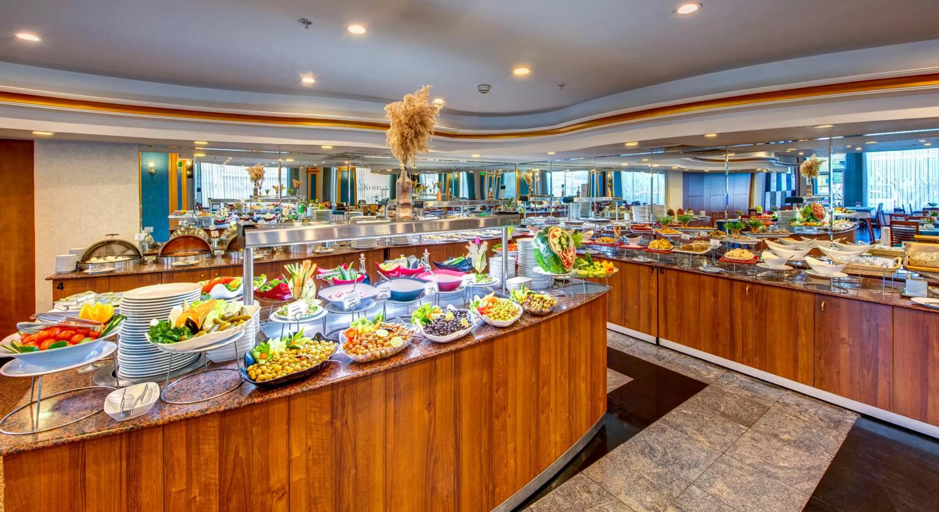 Restaurant/places to eat in Bera Konya Hotel