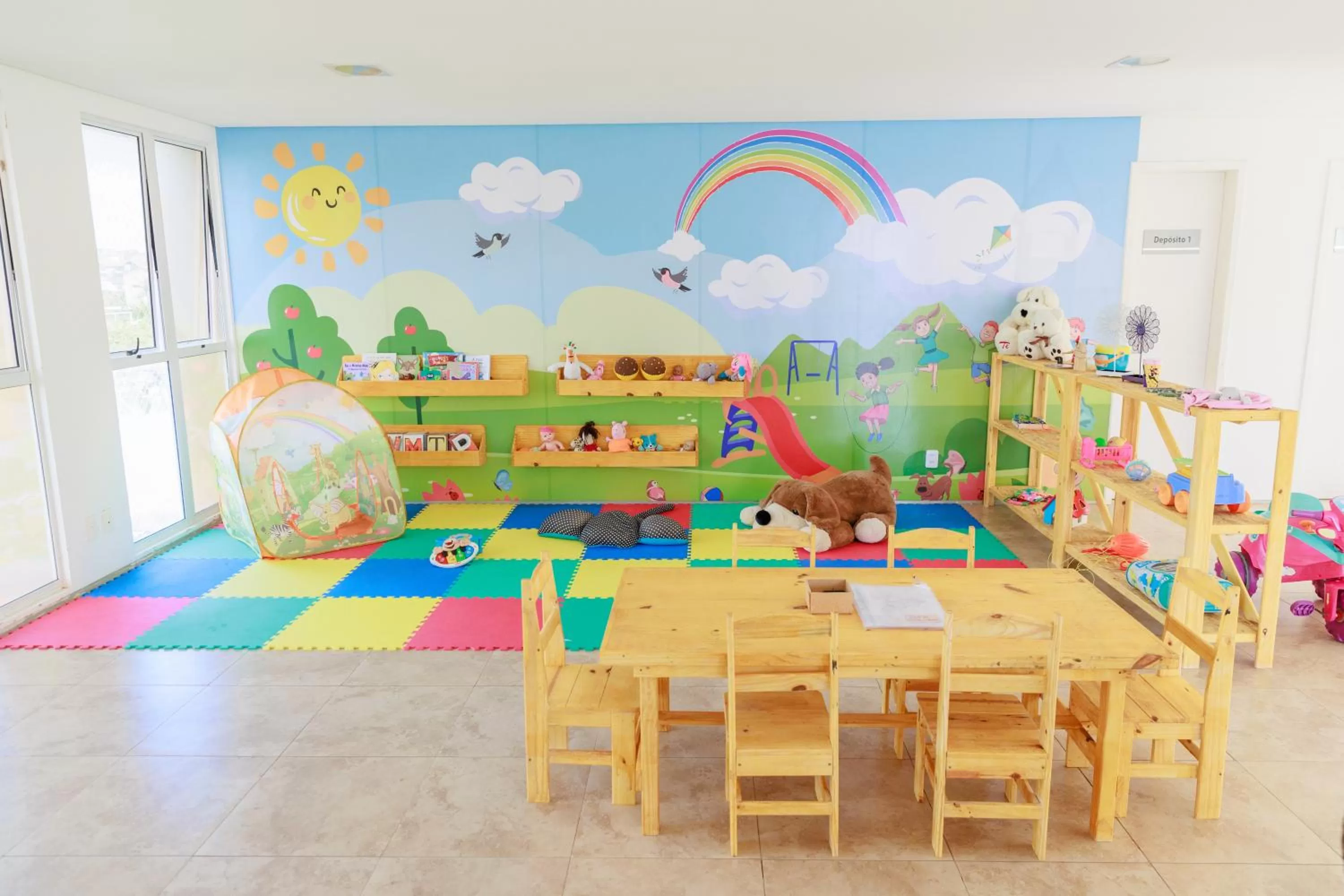 Children play ground in Atlantic Palace Apart-Hotel