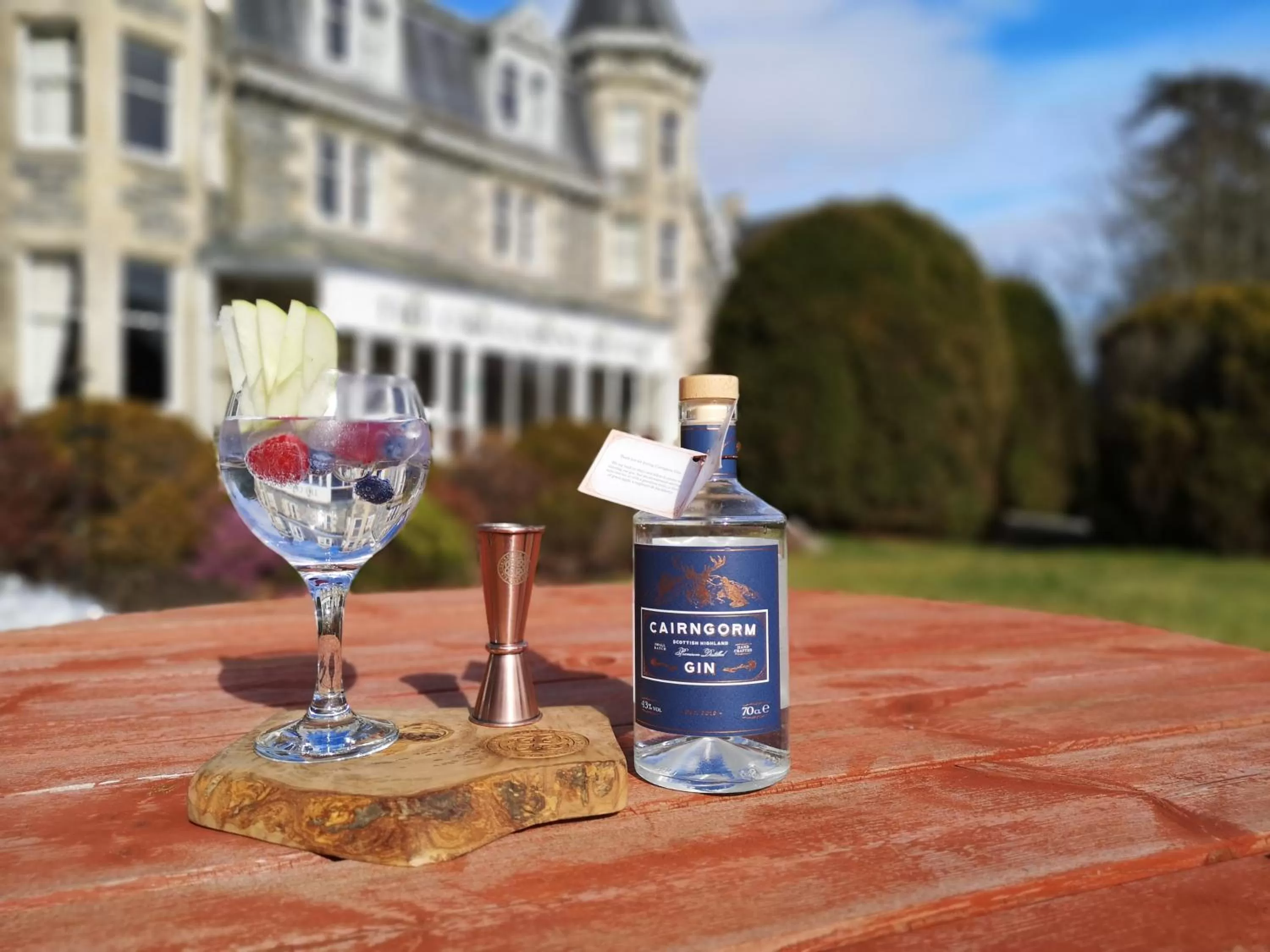 Drinks in Craiglynne Hotel