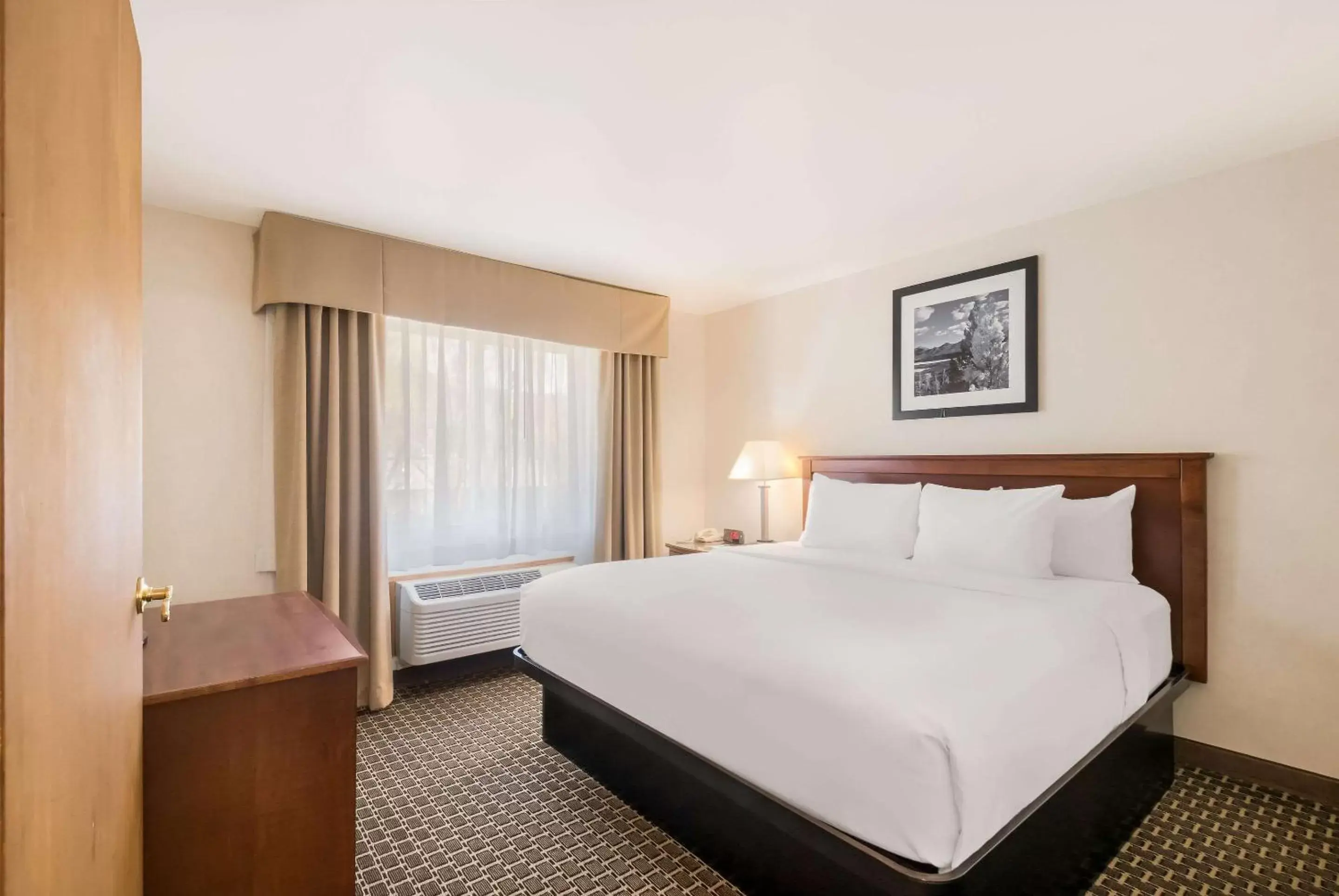 Bedroom, Bed in Quality Inn & Suites Steamboat Springs