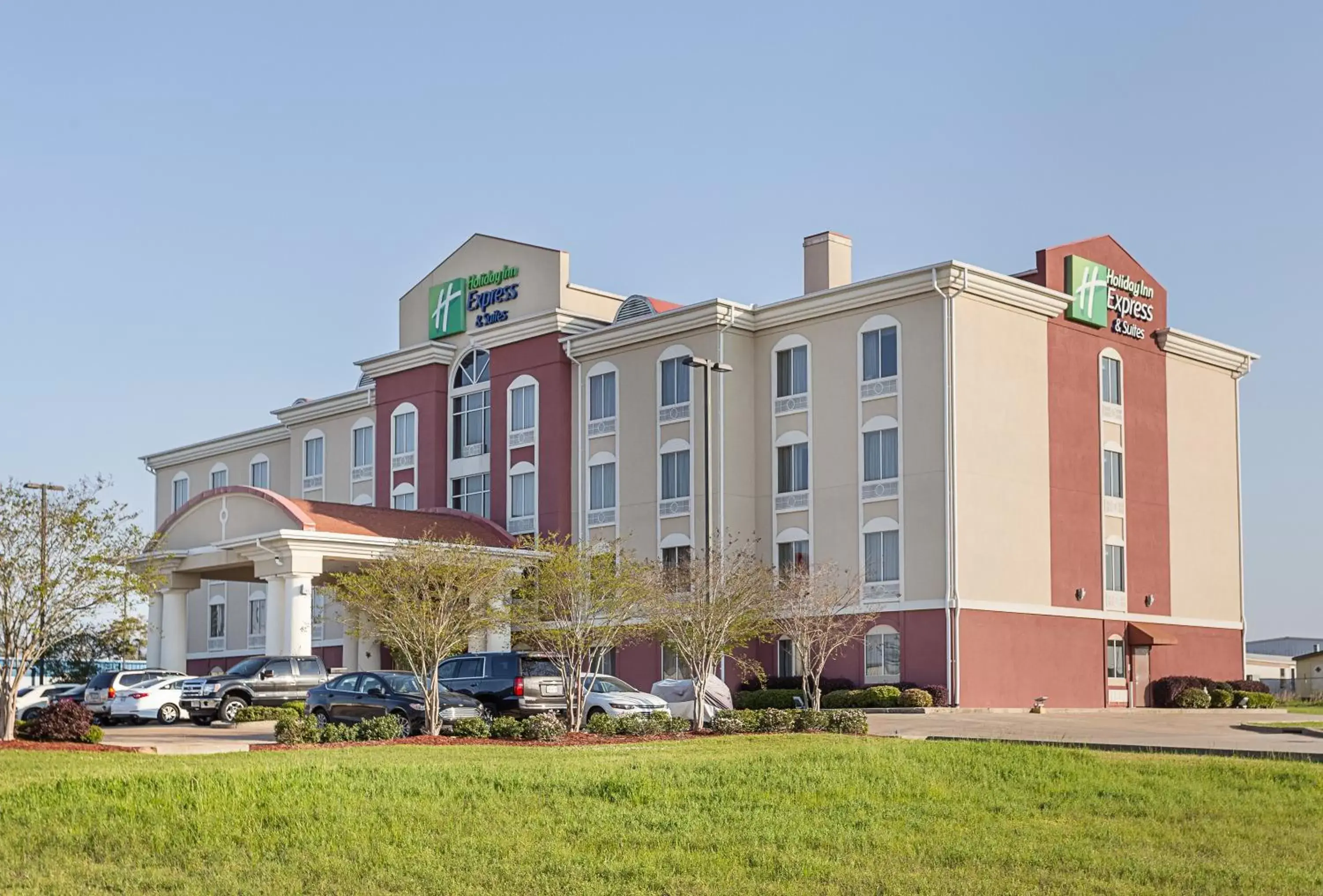 Property Building in Holiday Inn Express Hotel & Suites Byram, an IHG Hotel