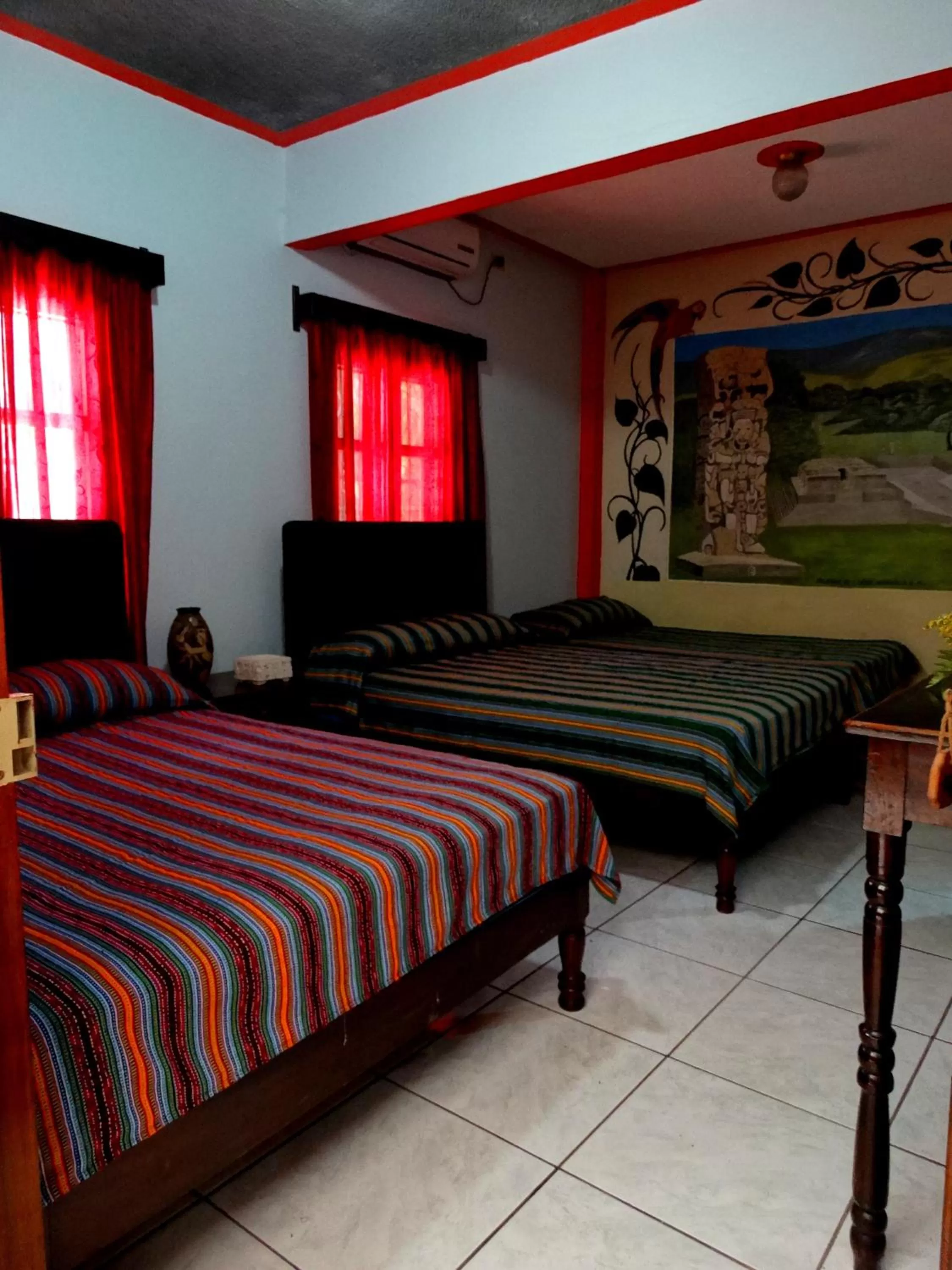 Bed in Hotel & Hostal Yaxkin Copan