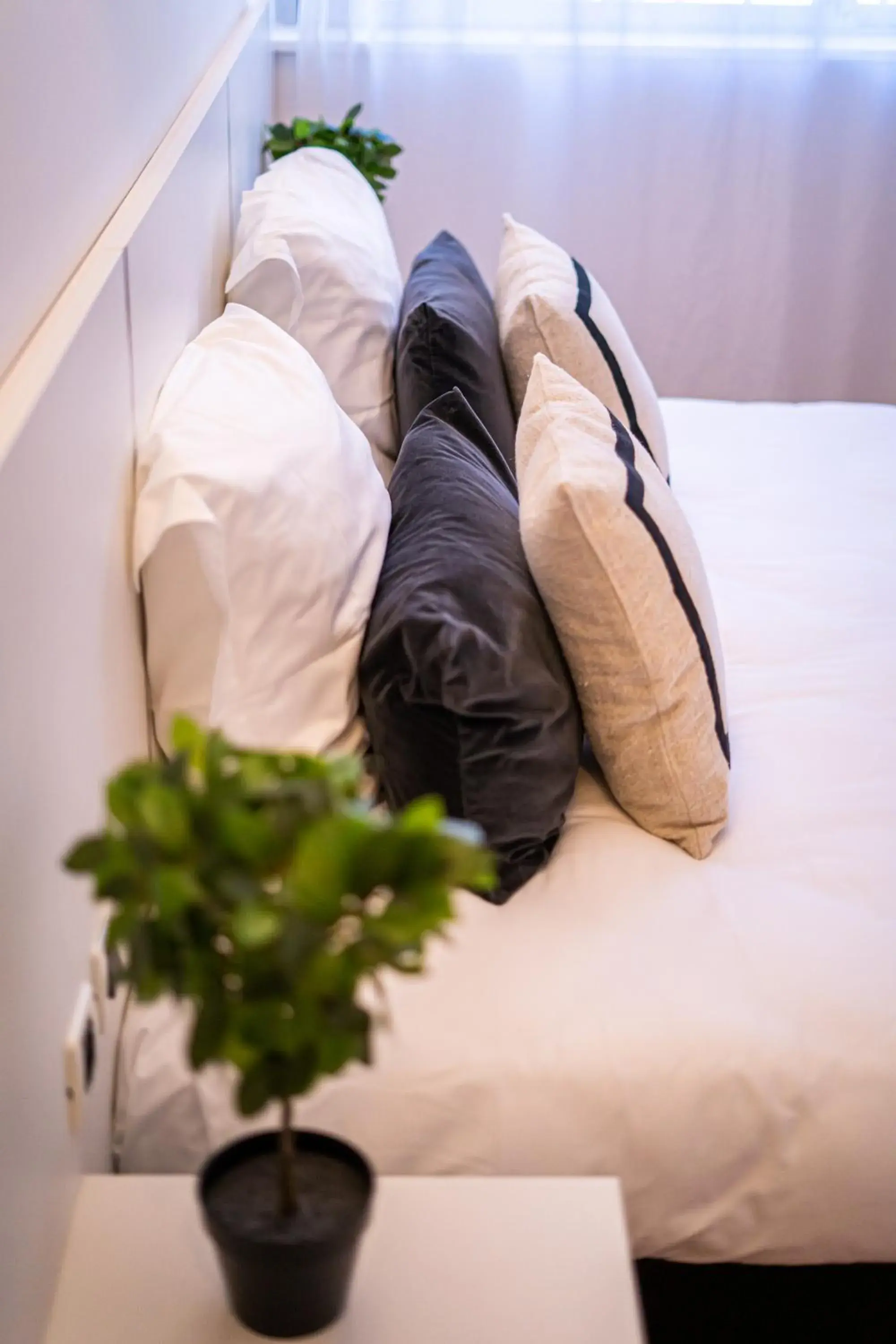 Bed in Hôtel Gallia Cannes