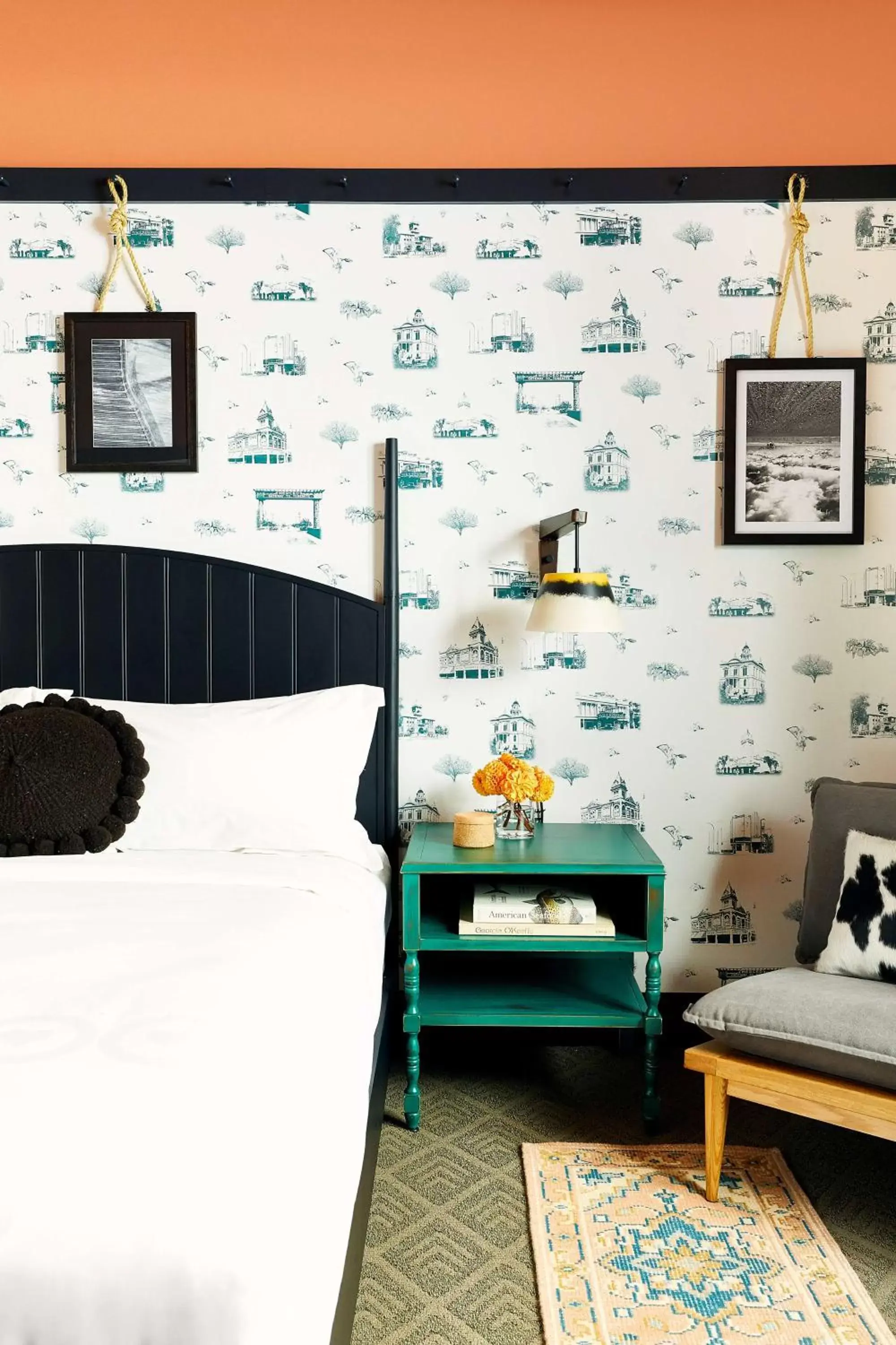 King Room in El Capitan Hotel King Room in El Capitan Hotel