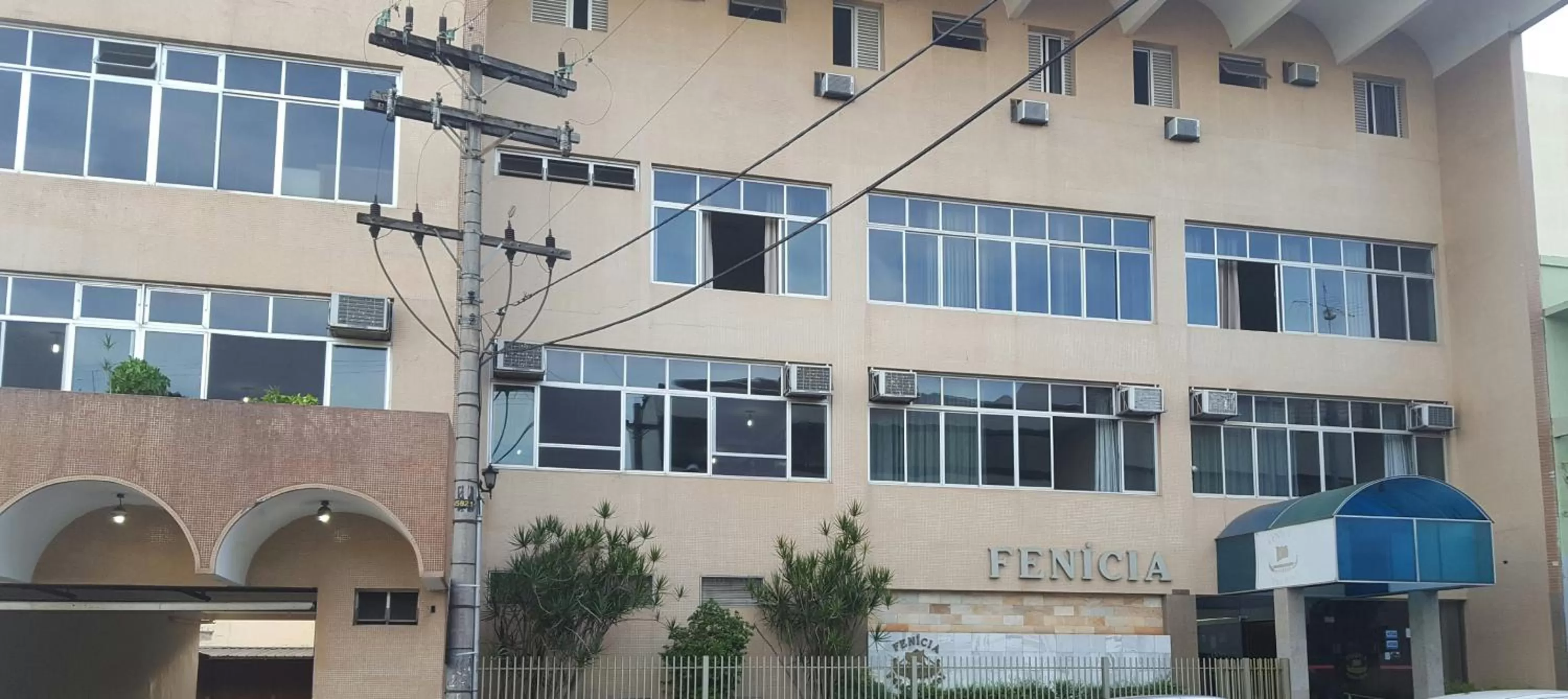 Facade/entrance, Property Building in Fenícia Palace Hotel