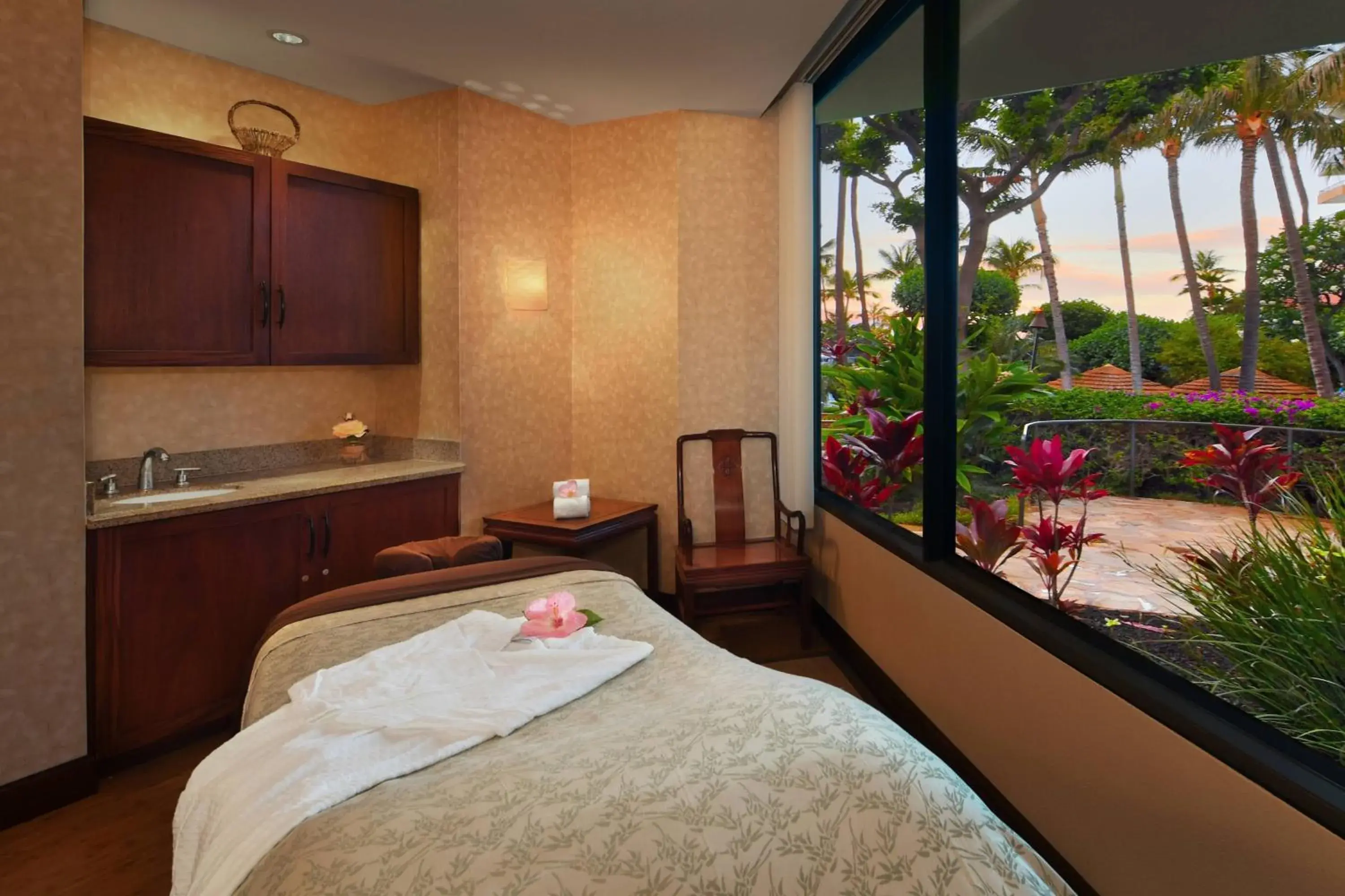 Spa and wellness centre/facilities in Marriott's Maui Ocean Club  - Lahaina & Napili Towers