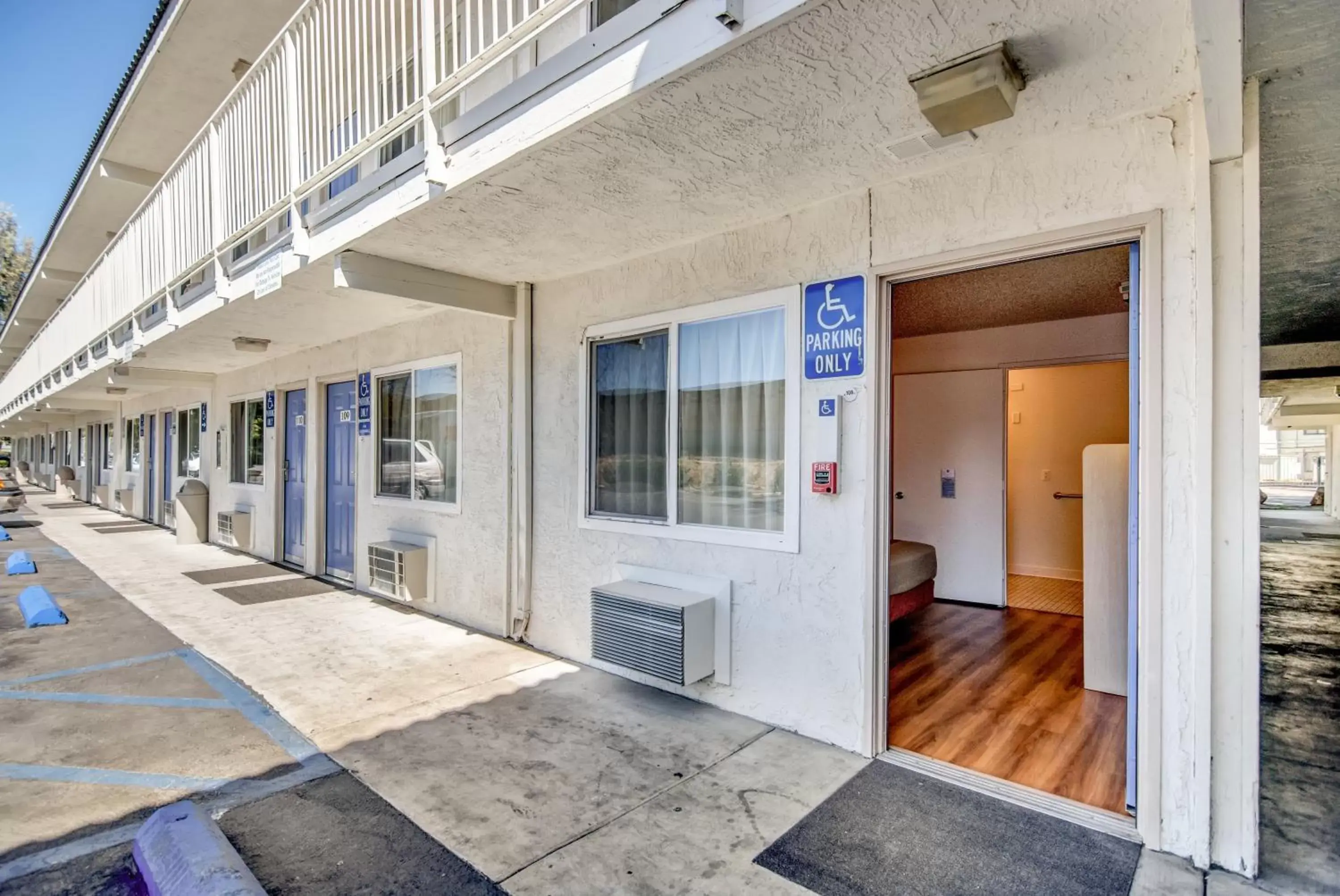 Facade/entrance in Motel 6-Stockton, CA - North