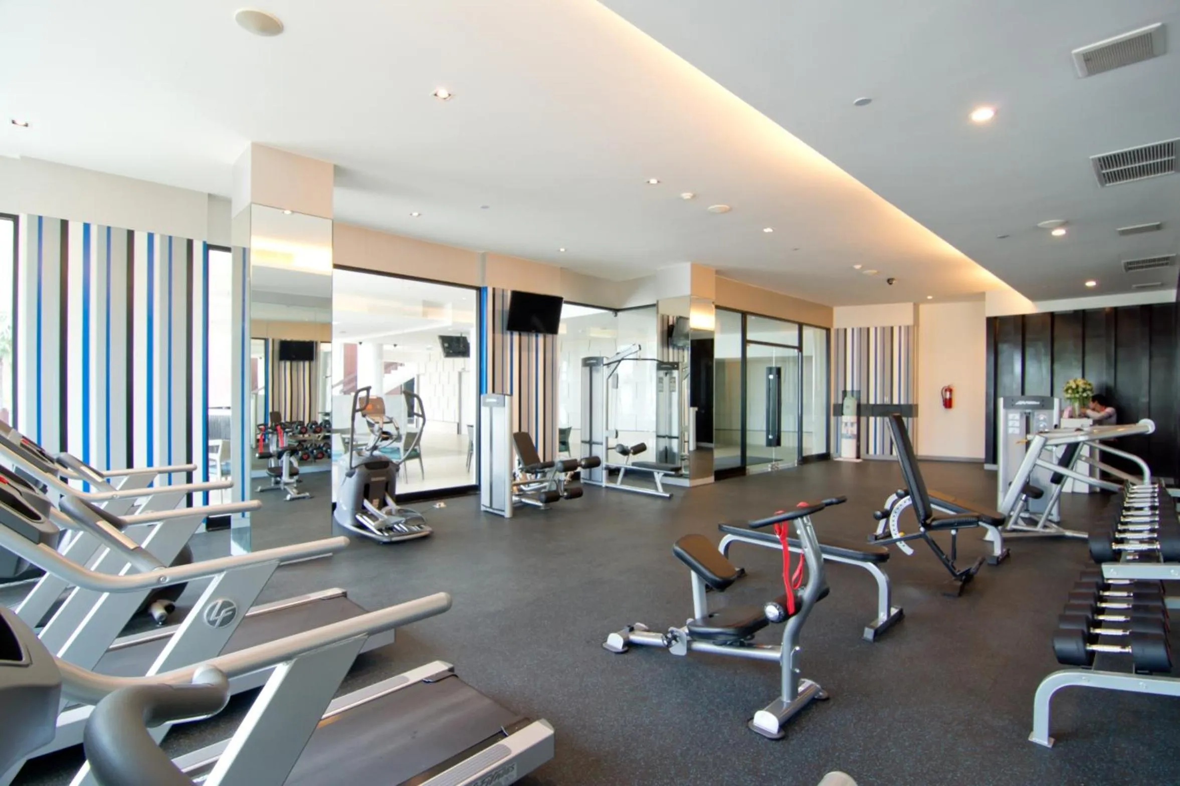 Fitness centre/facilities in Way Hotel Pattaya