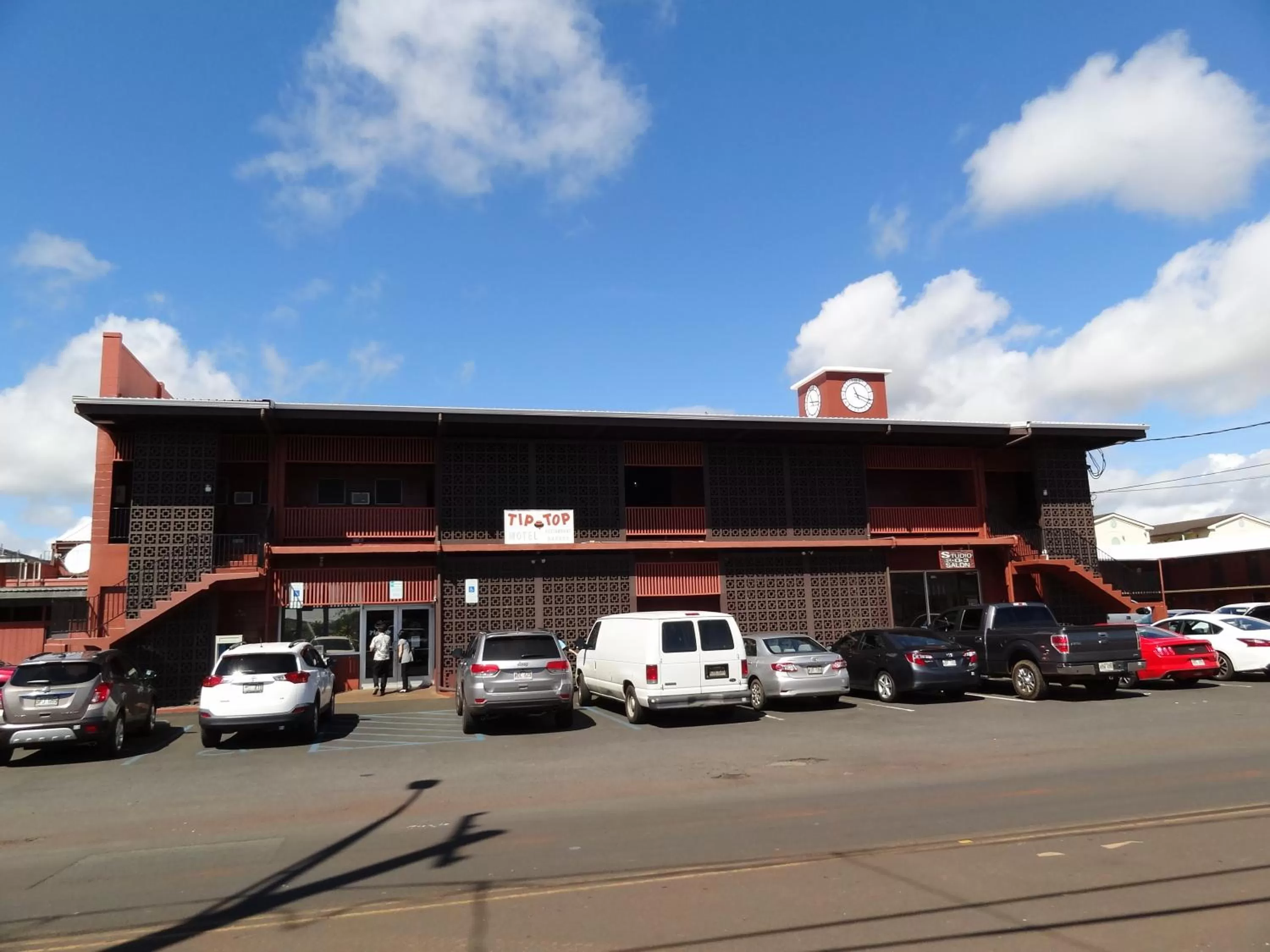 Tip Top Motel