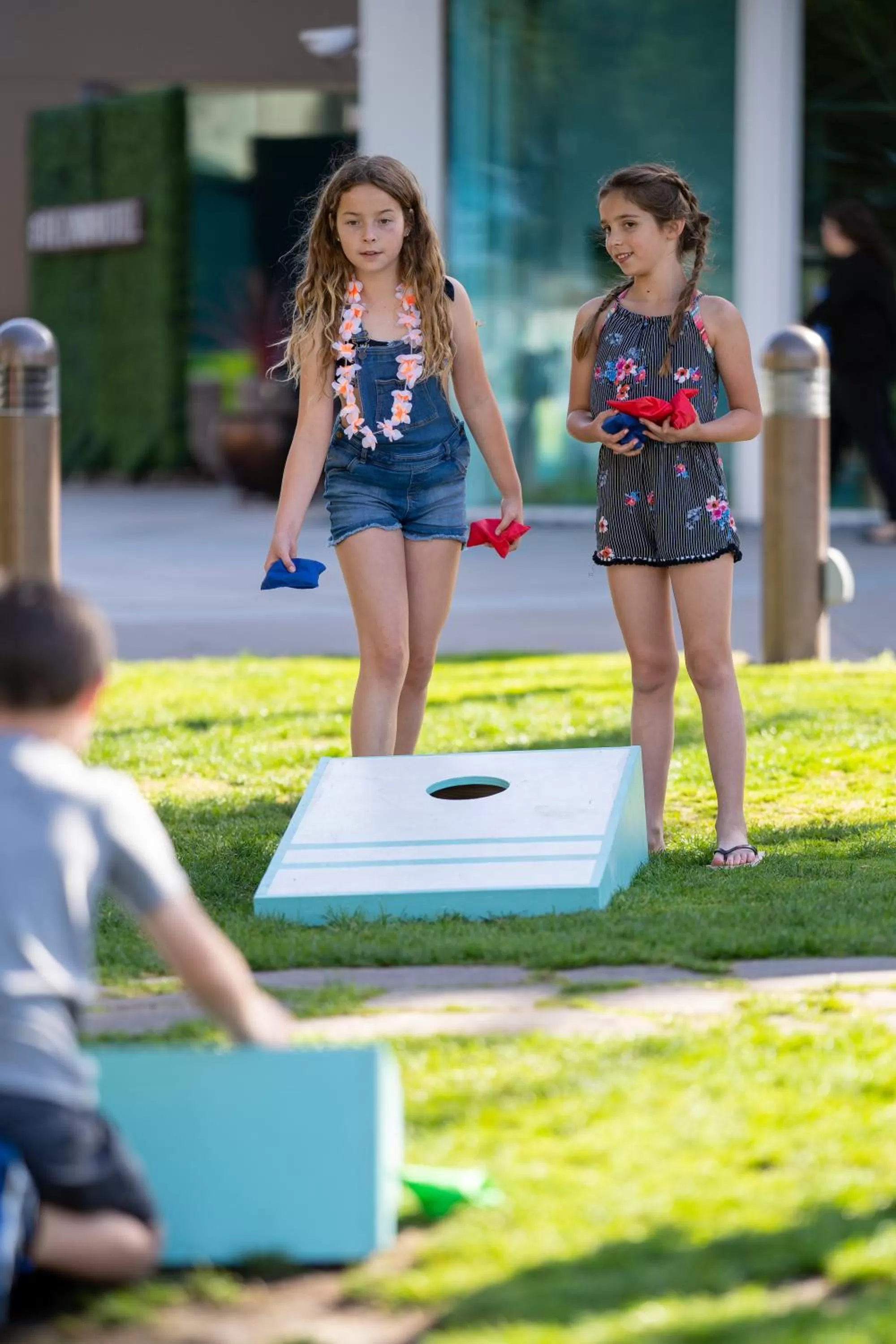 People in The Dana on Mission Bay