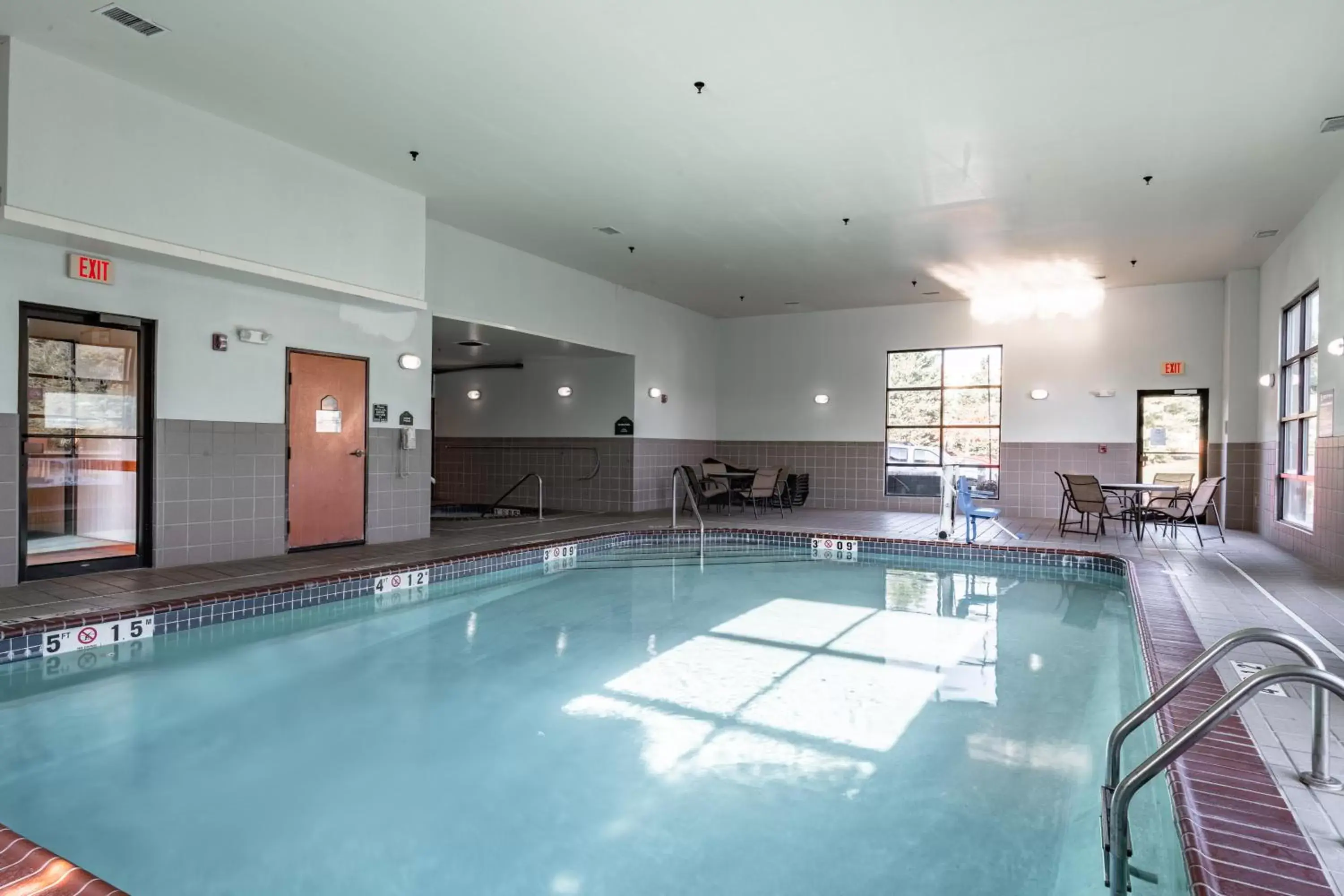 Swimming Pool in Wingate by Wyndham Parkersburg - Vienna