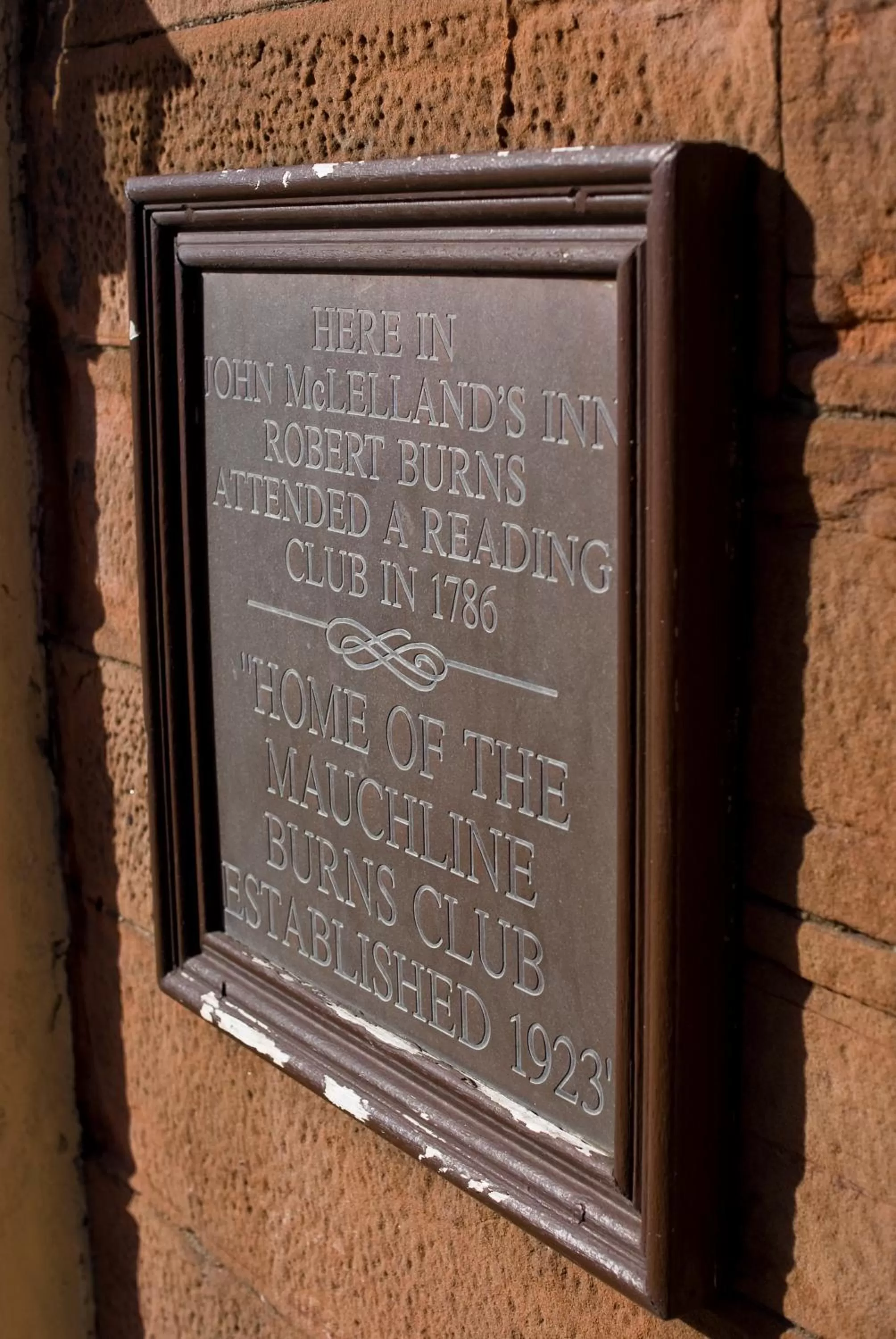 Logo/Certificate/Sign in The Fairburn Hotel