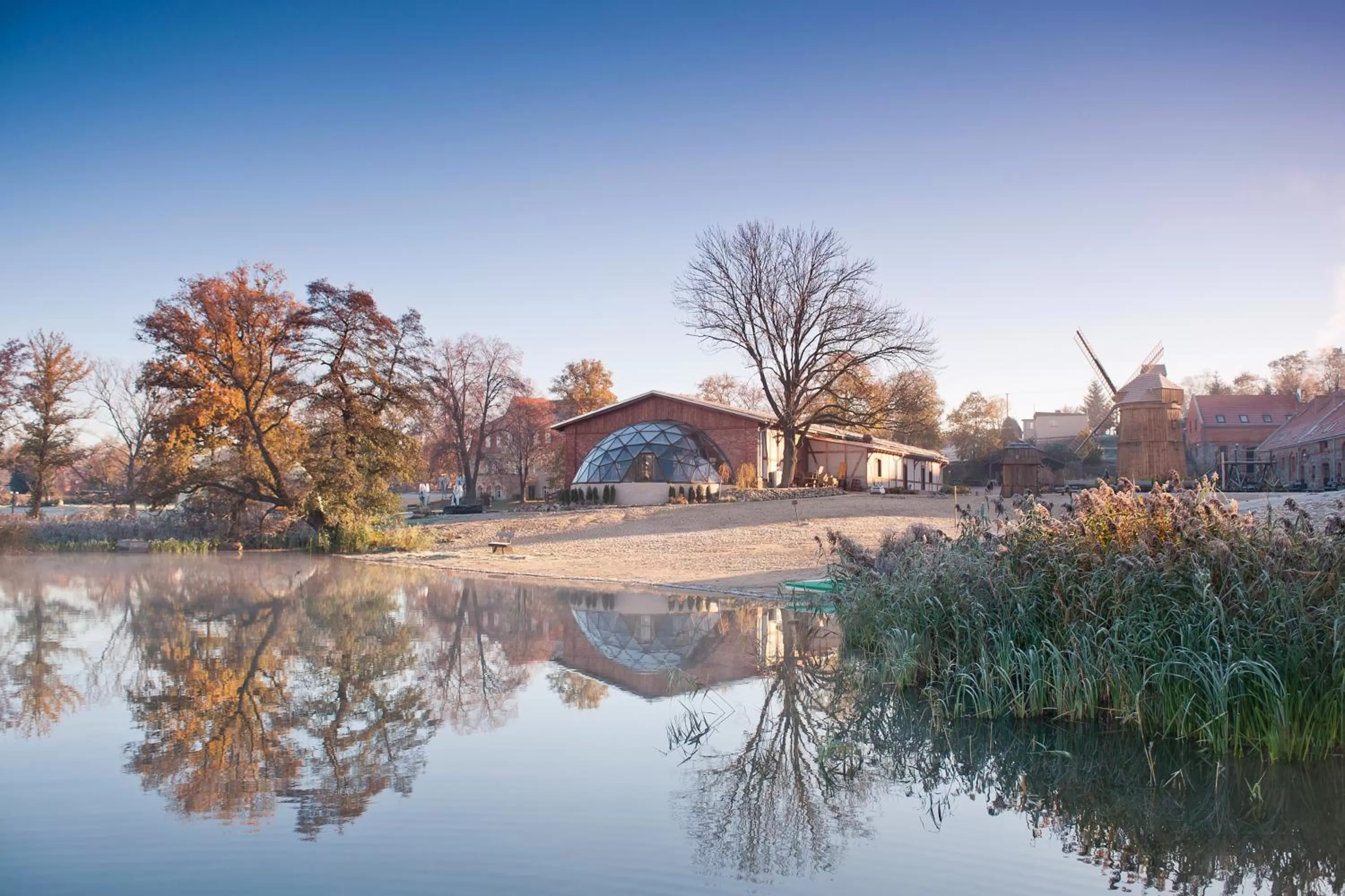 Property building in Olandia