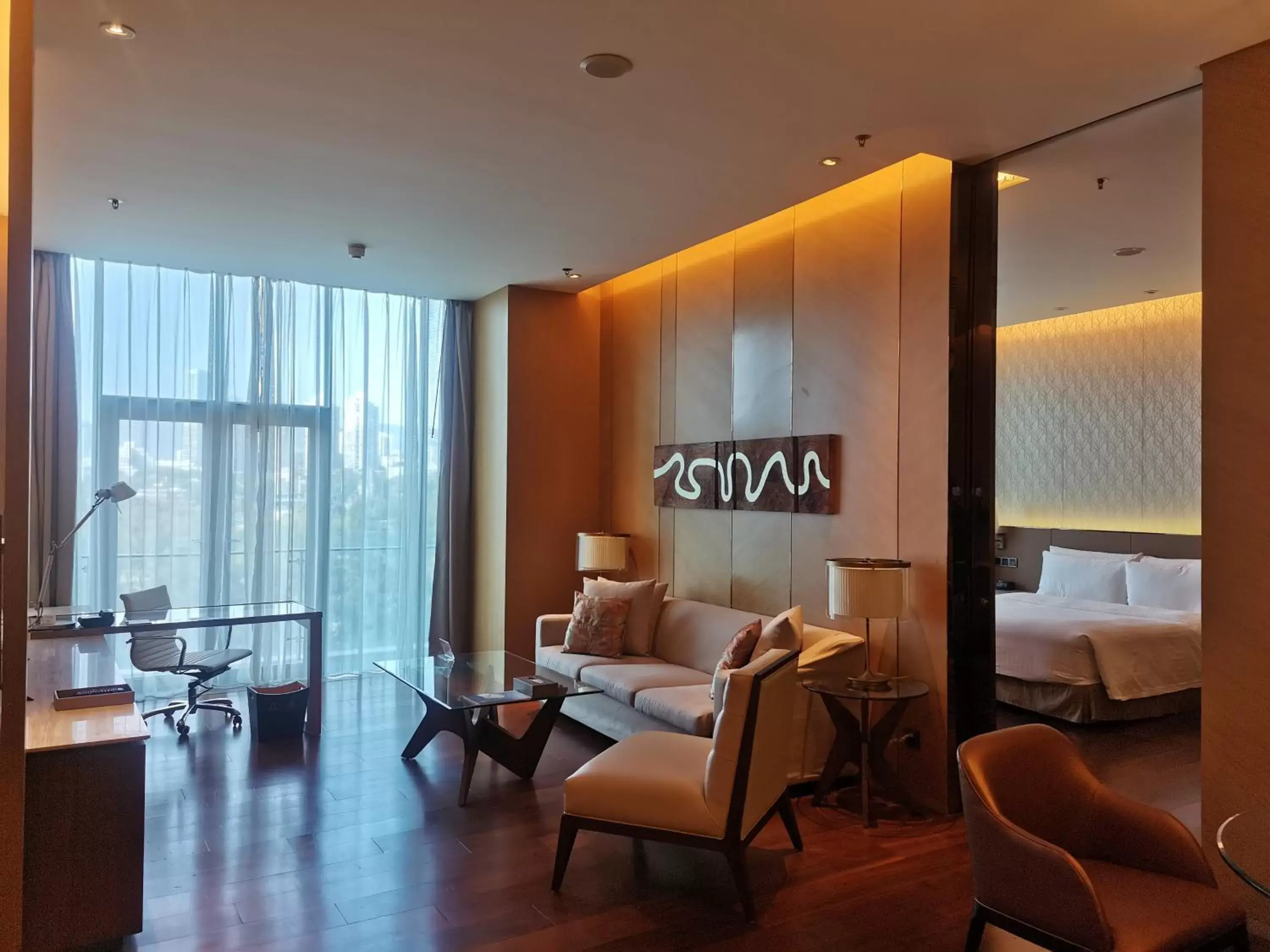 Dining area, Seating Area in The OCT Harbour, Shenzhen - Marriott Executive Apartments