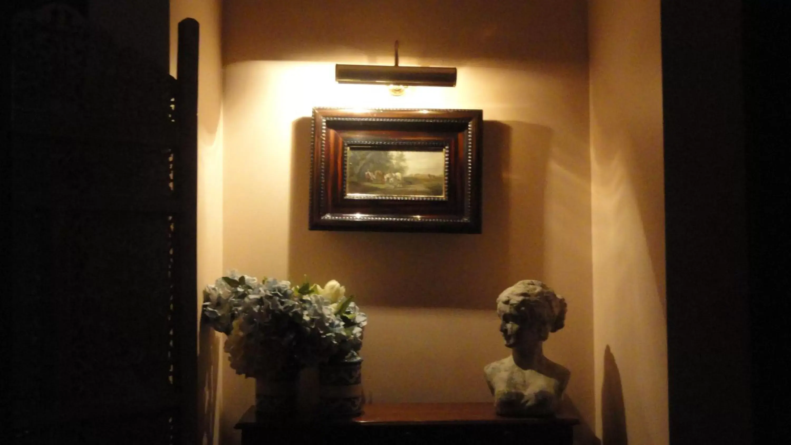 Decorative detail in B&B Le Lanterne