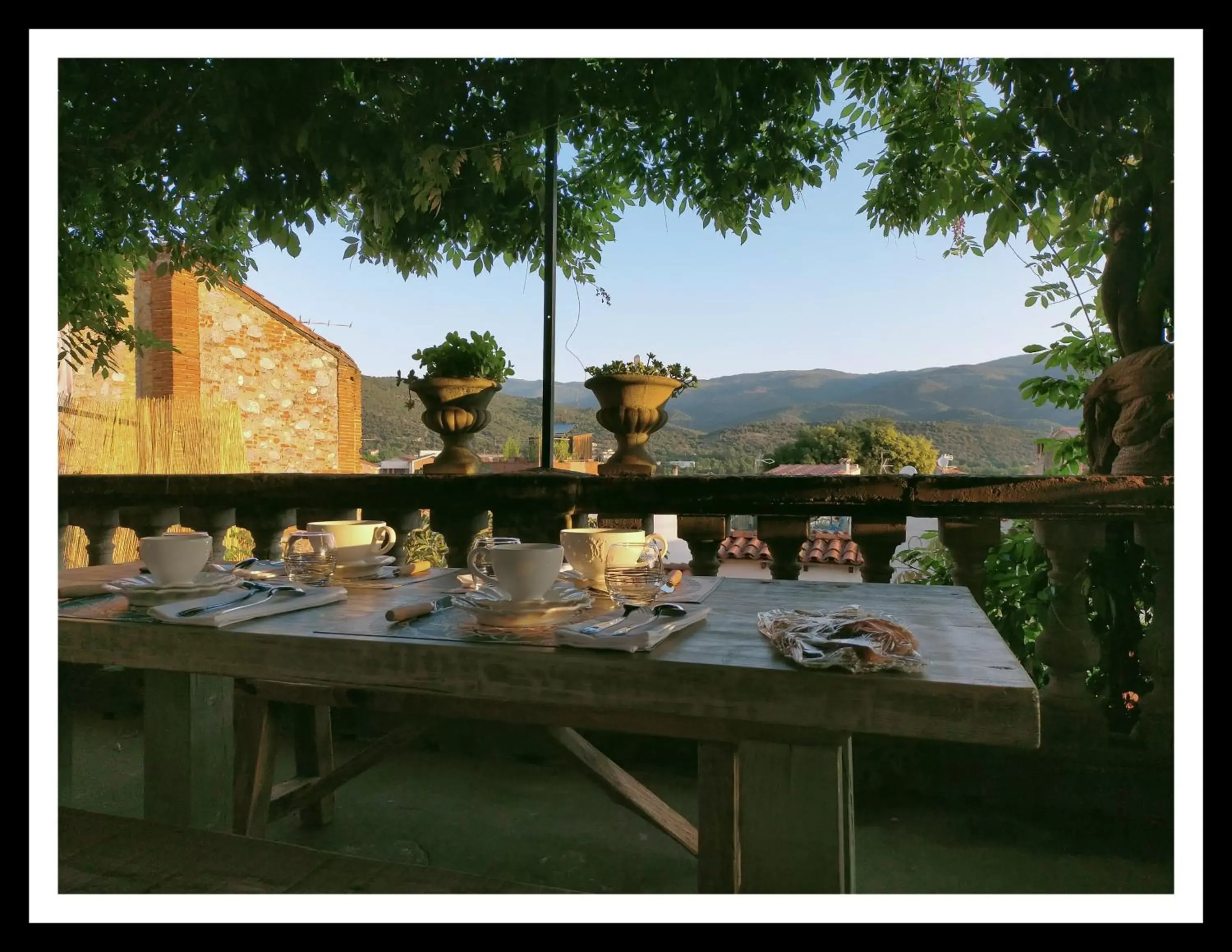 Balcony/Terrace, Restaurant/Places to Eat in La Belle dAme