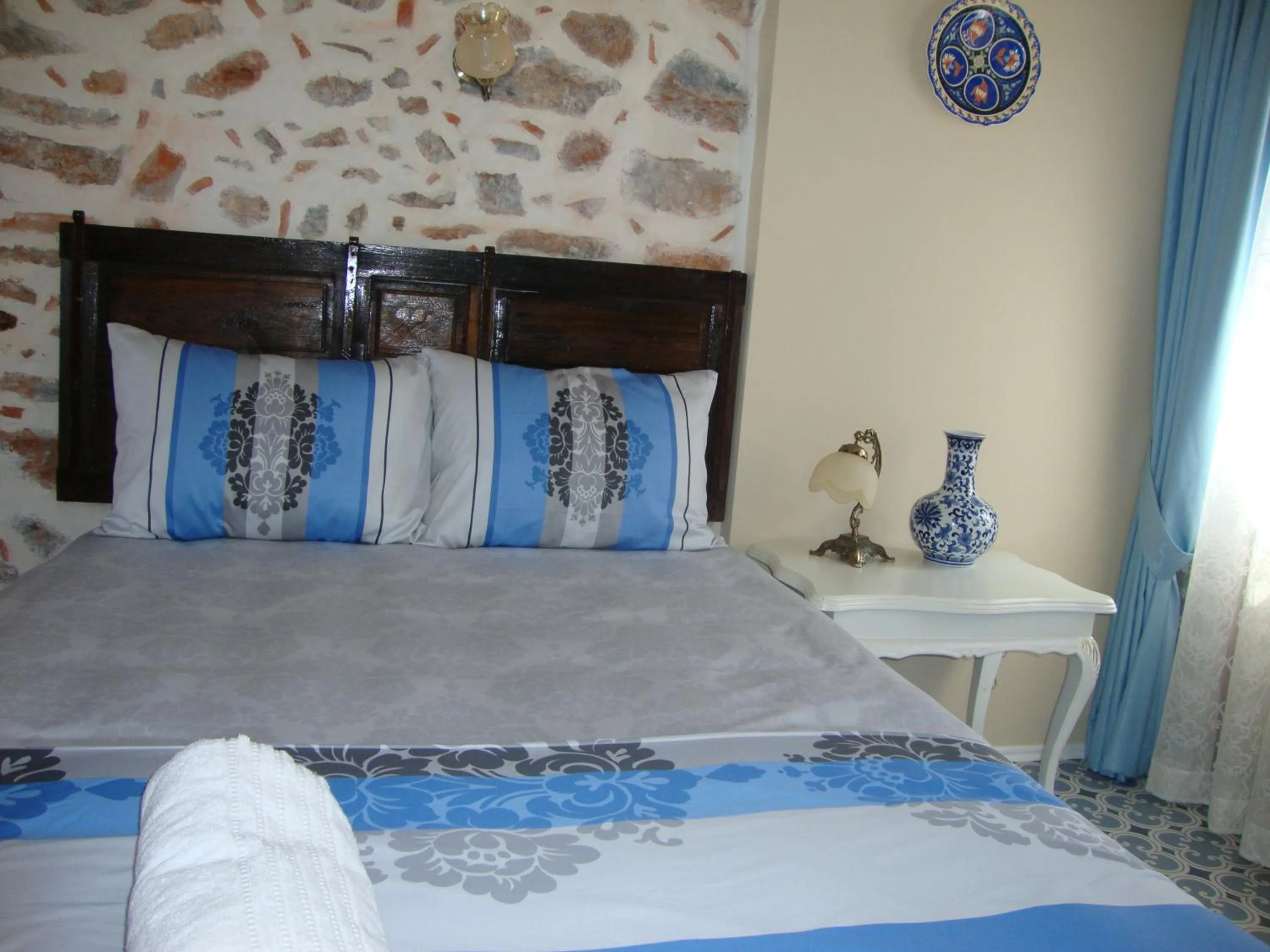 Bed in Lemon Villa Hotel