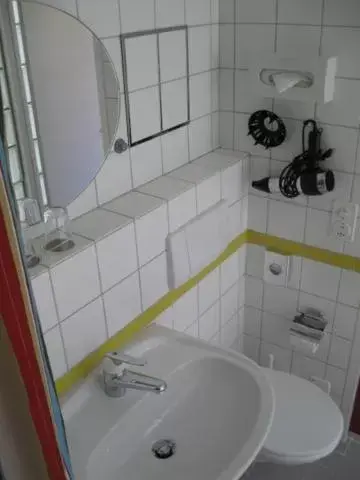 Bathroom in Steinenschanze Stadthotel