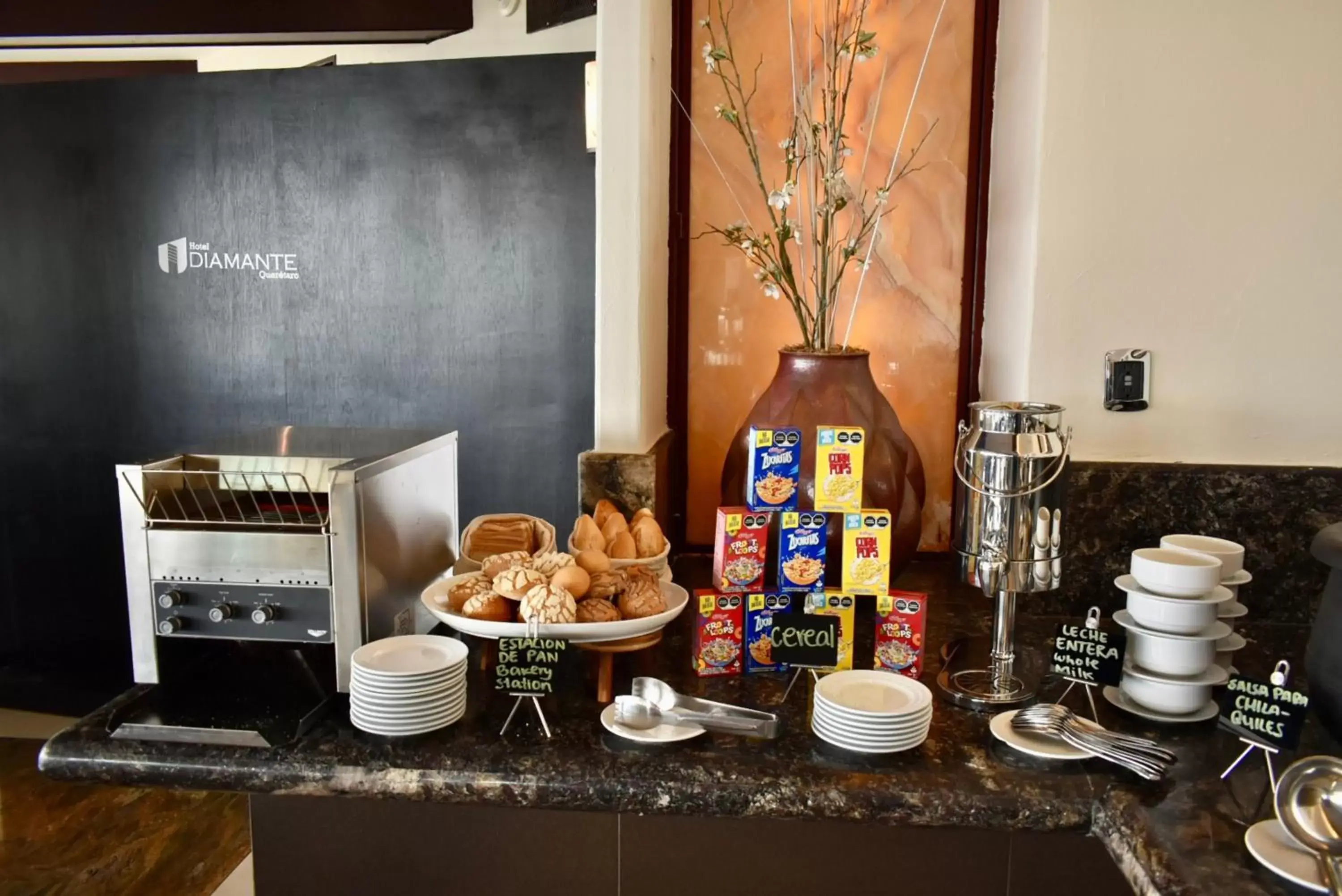 Breakfast in Hotel Diamante Queretaro