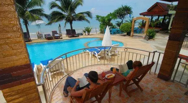 People, Pool View in Lanta Paradise Beach Resort