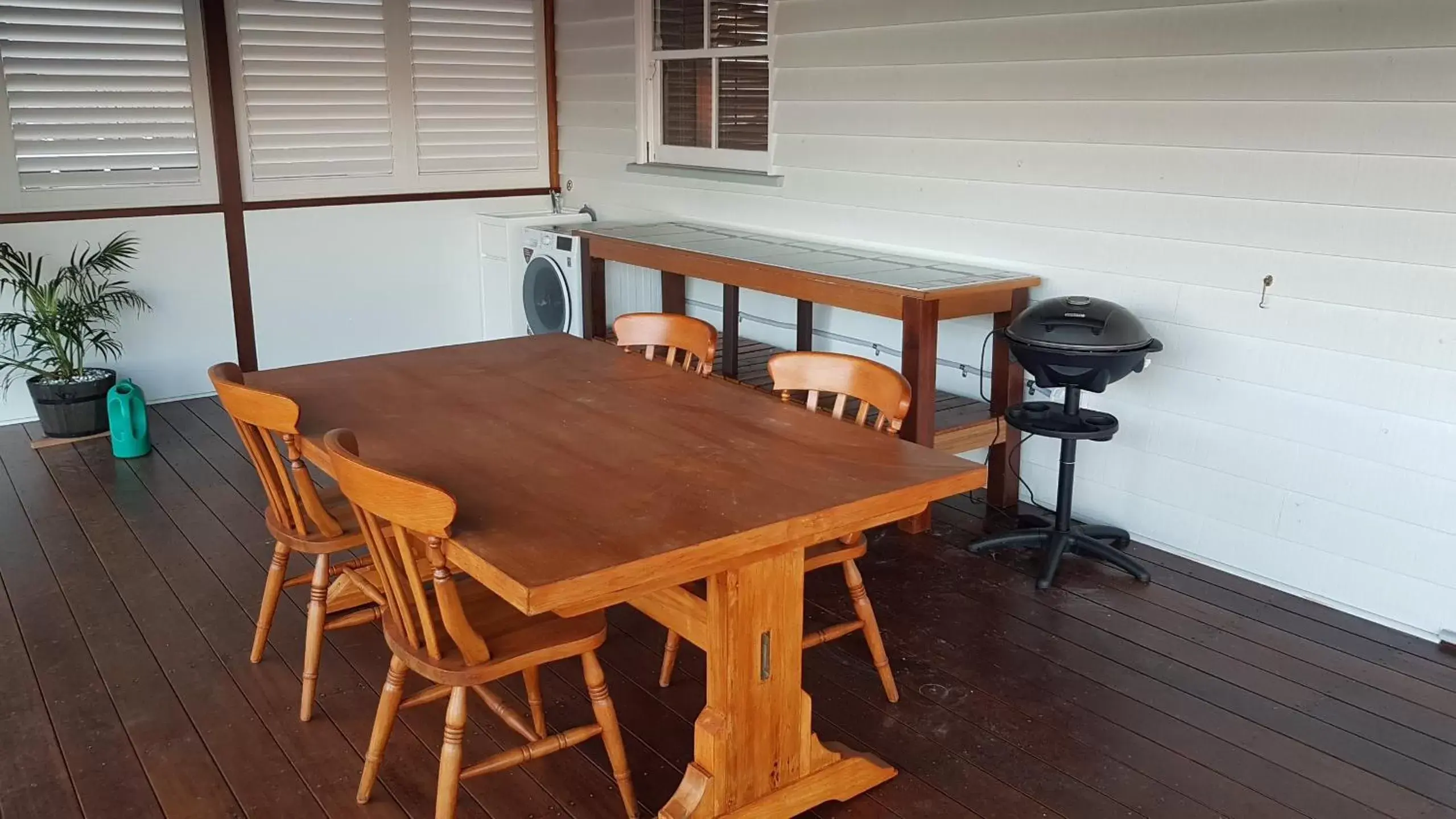 BBQ facilities, Dining Area in Sustainable B&B by the Bay