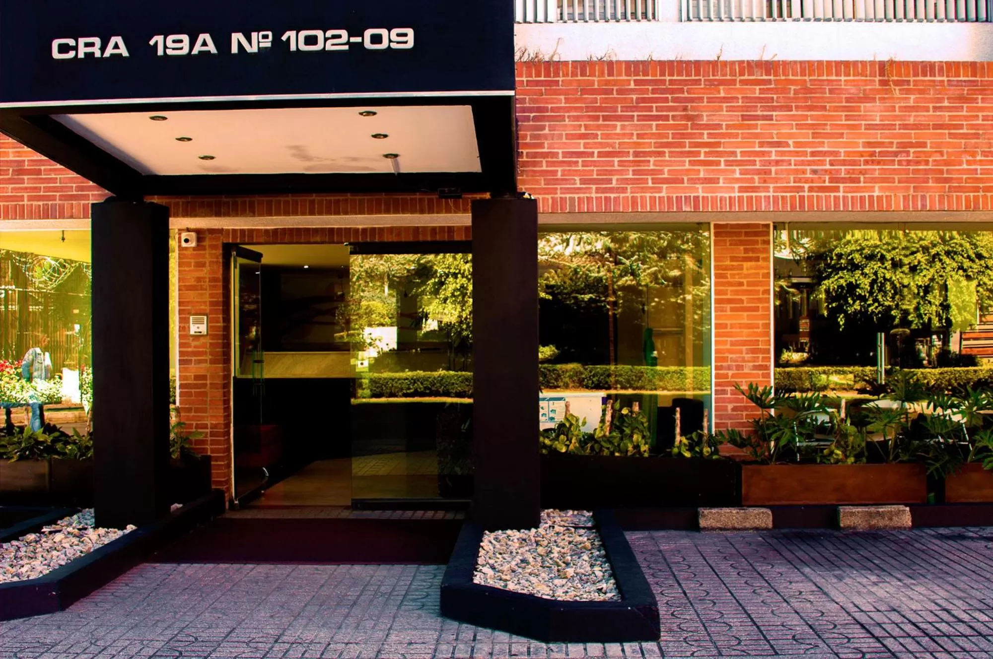 Facade/entrance in Apartaestudios Los Andes