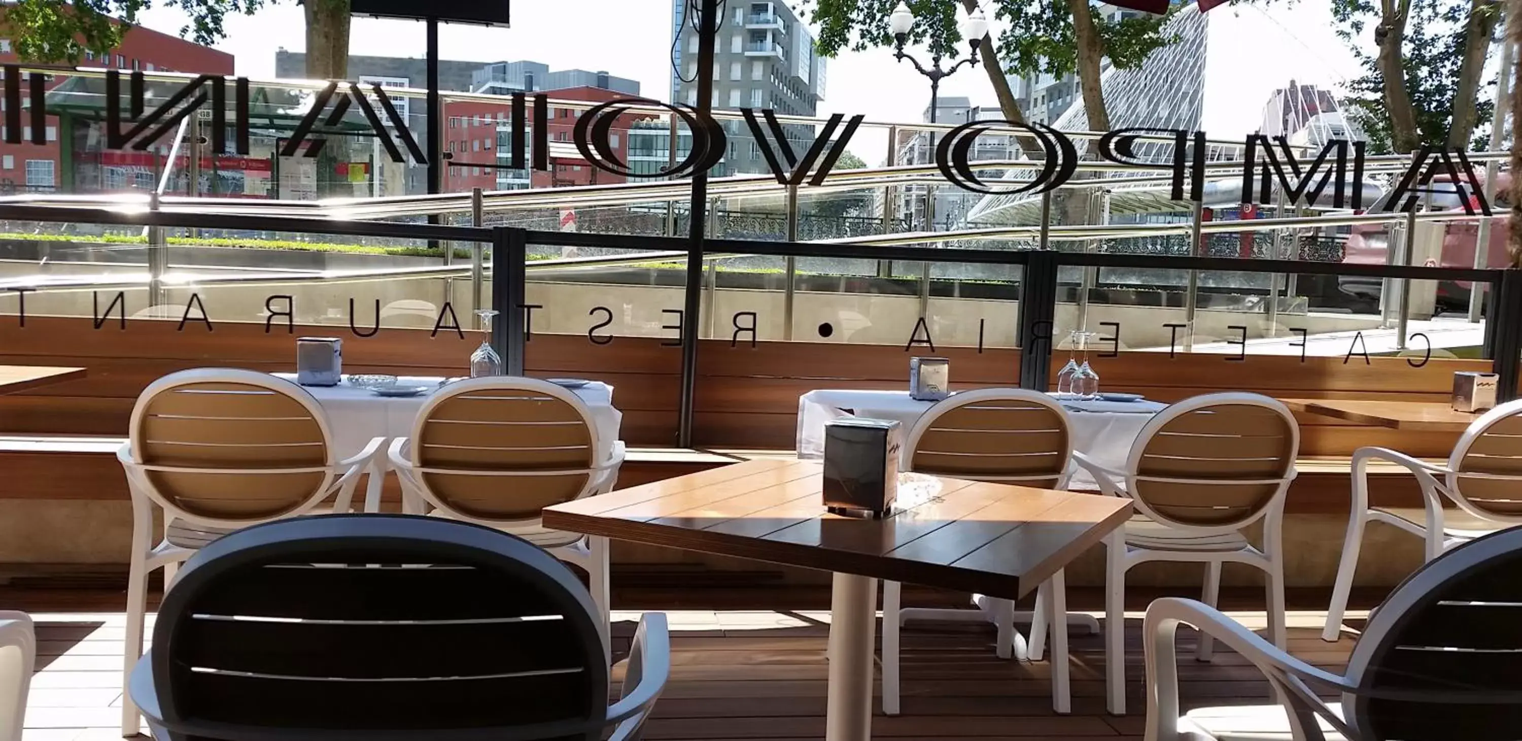 Restaurant/places to eat in Hotel Conde Duque Bilbao Restaurant/places to eat in Hotel Conde Duque Bilbao