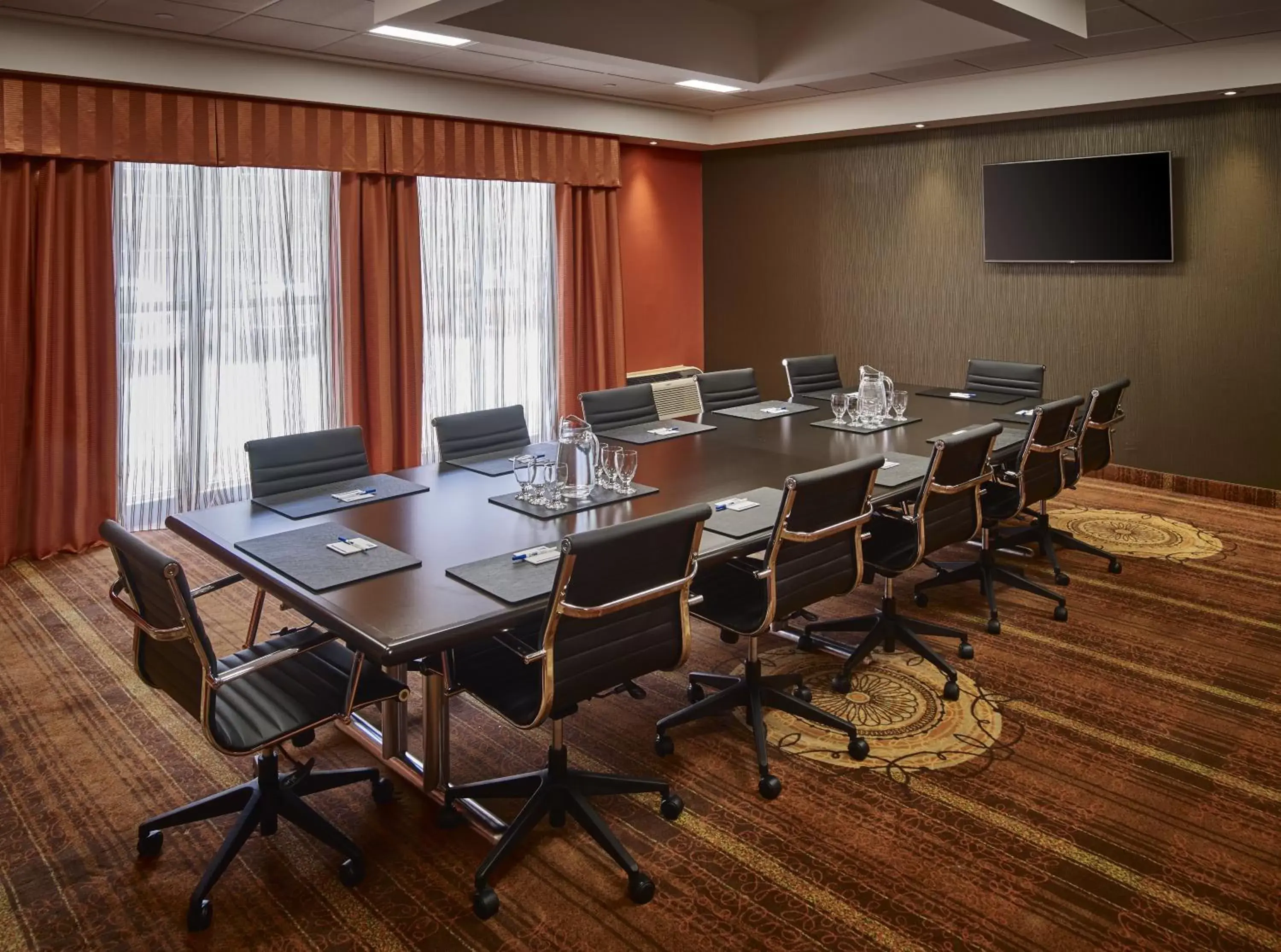 Meeting/conference room in Holiday Inn Express Toronto-North York, an IHG Hotel