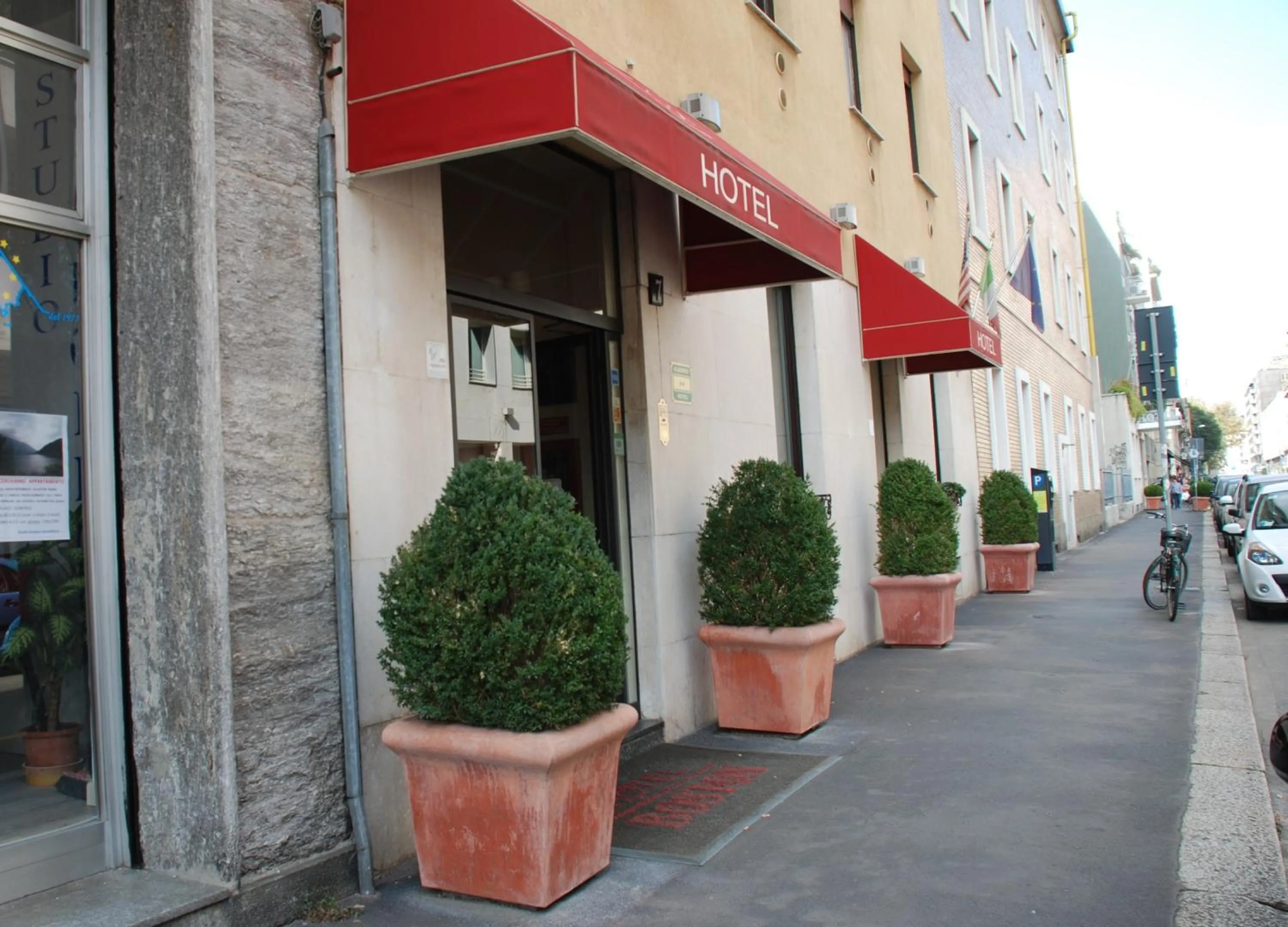 Facade/entrance in Hotel Boston