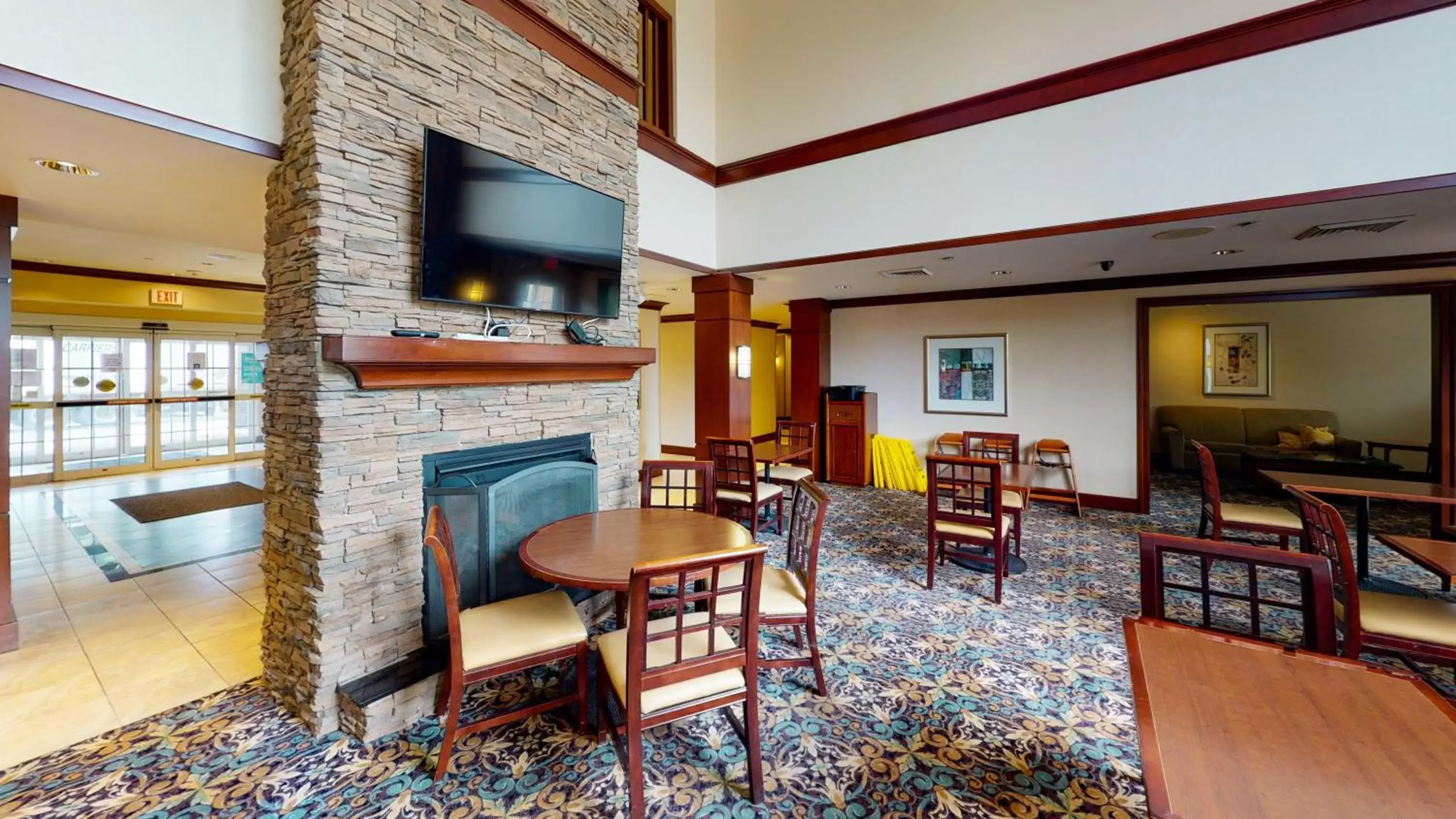 Breakfast, Restaurant/Places to Eat in Staybridge Suites - Philadelphia Valley Forge 422, an IHG Hotel