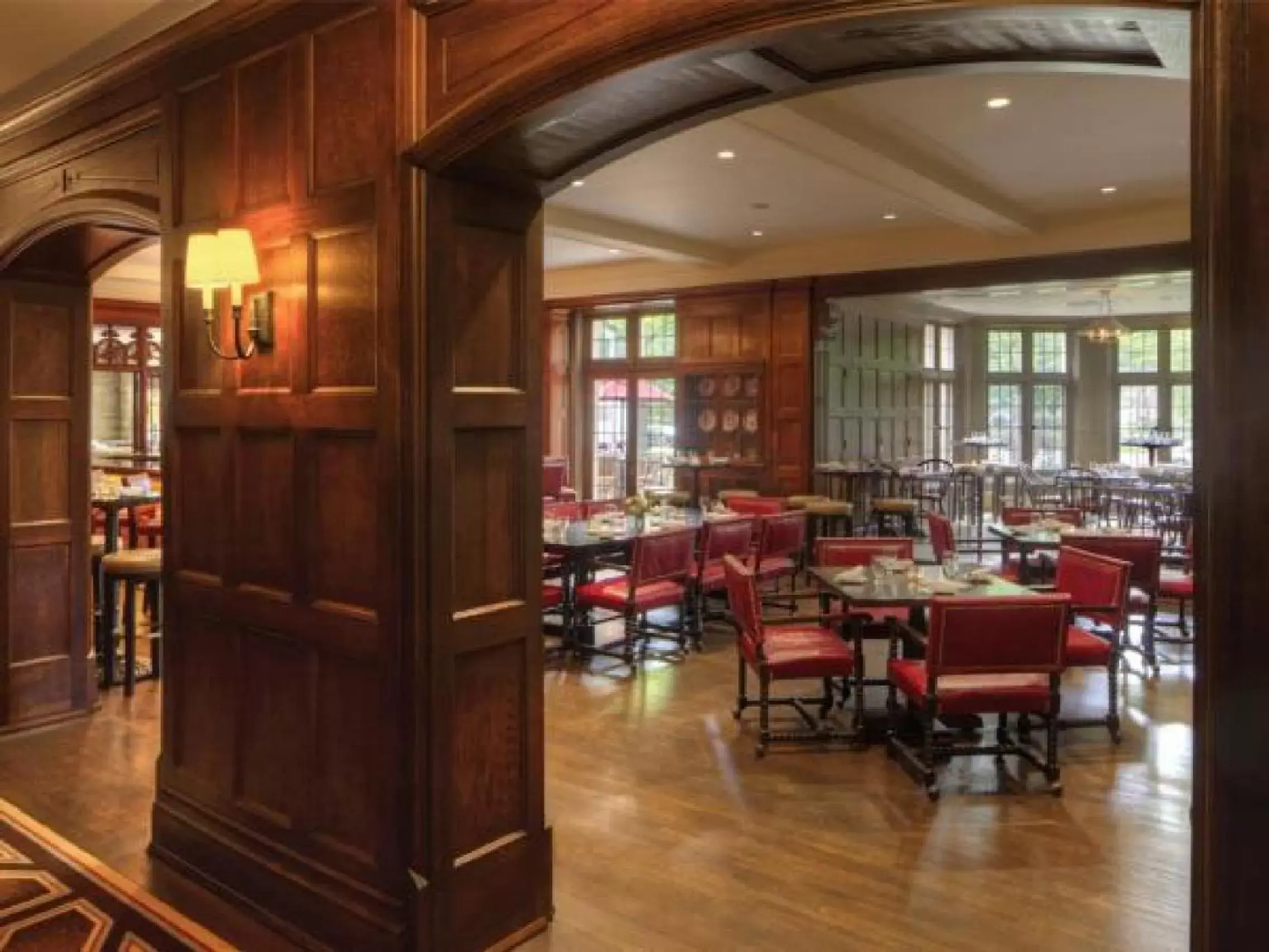 Lounge or bar in Granville Inn Lounge or bar in Granville Inn