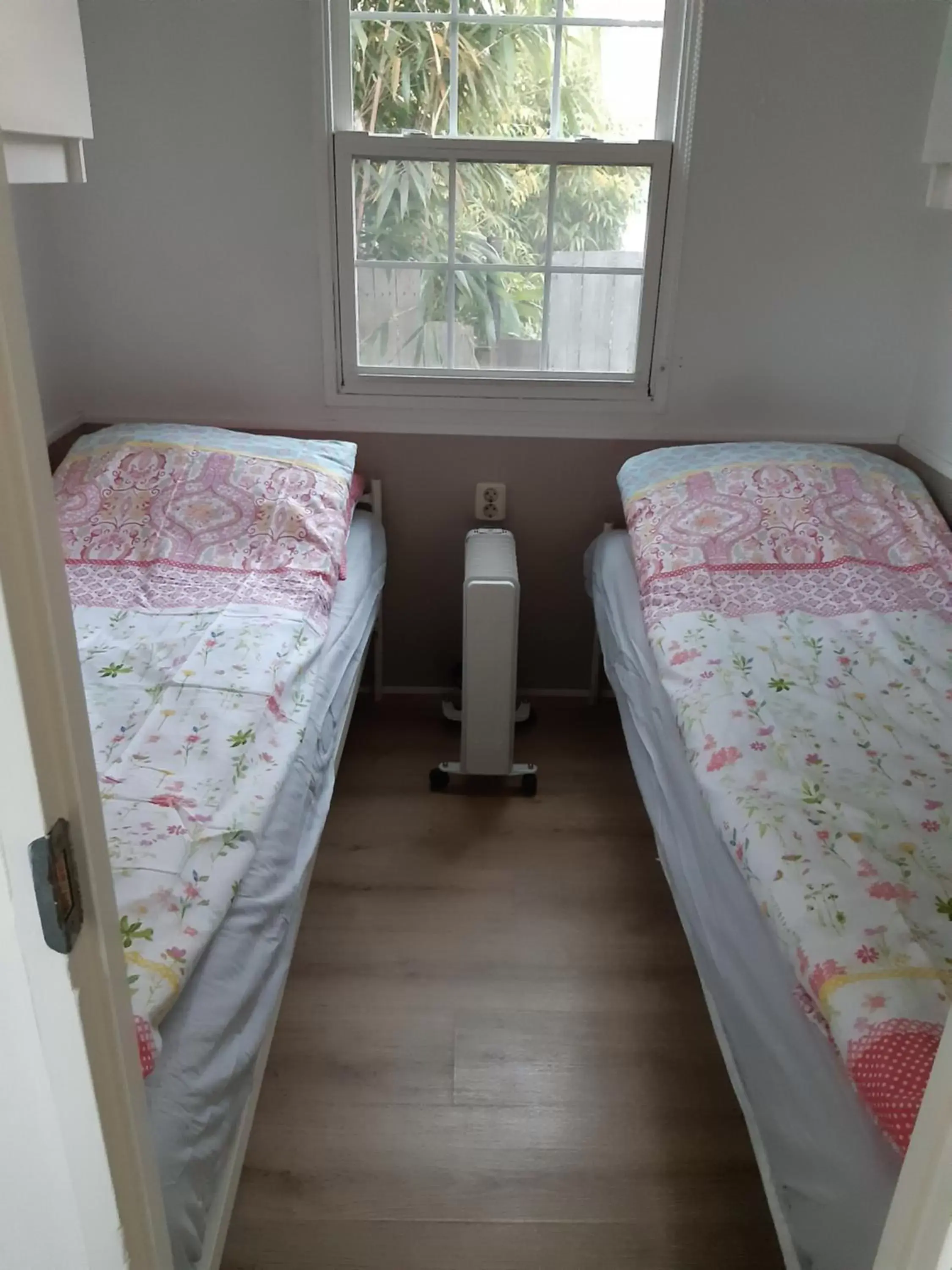 Bedroom, Bed in Chalet Heggemus Oisterwijk