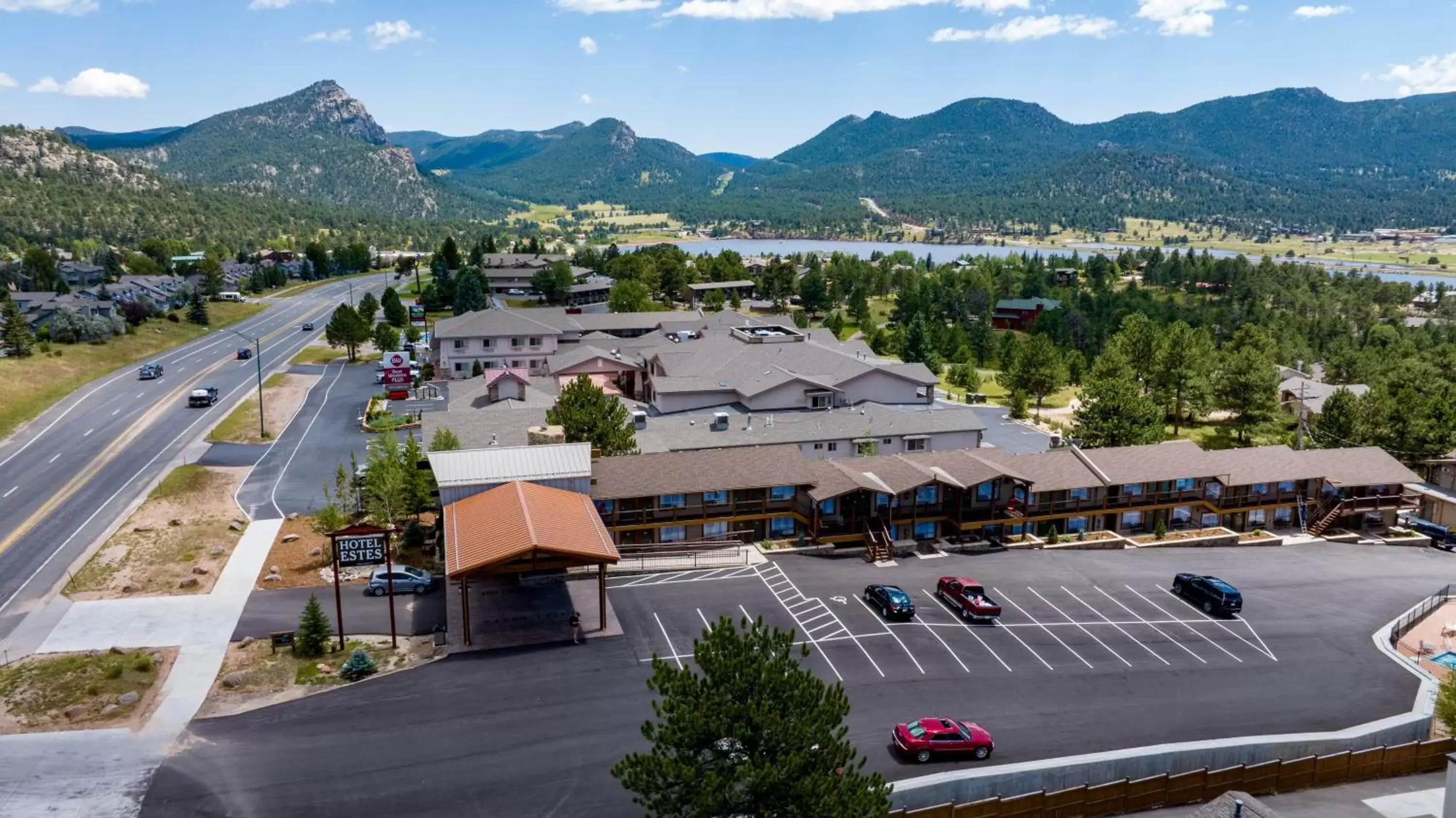 Bird's-eye View in Hotel Estes