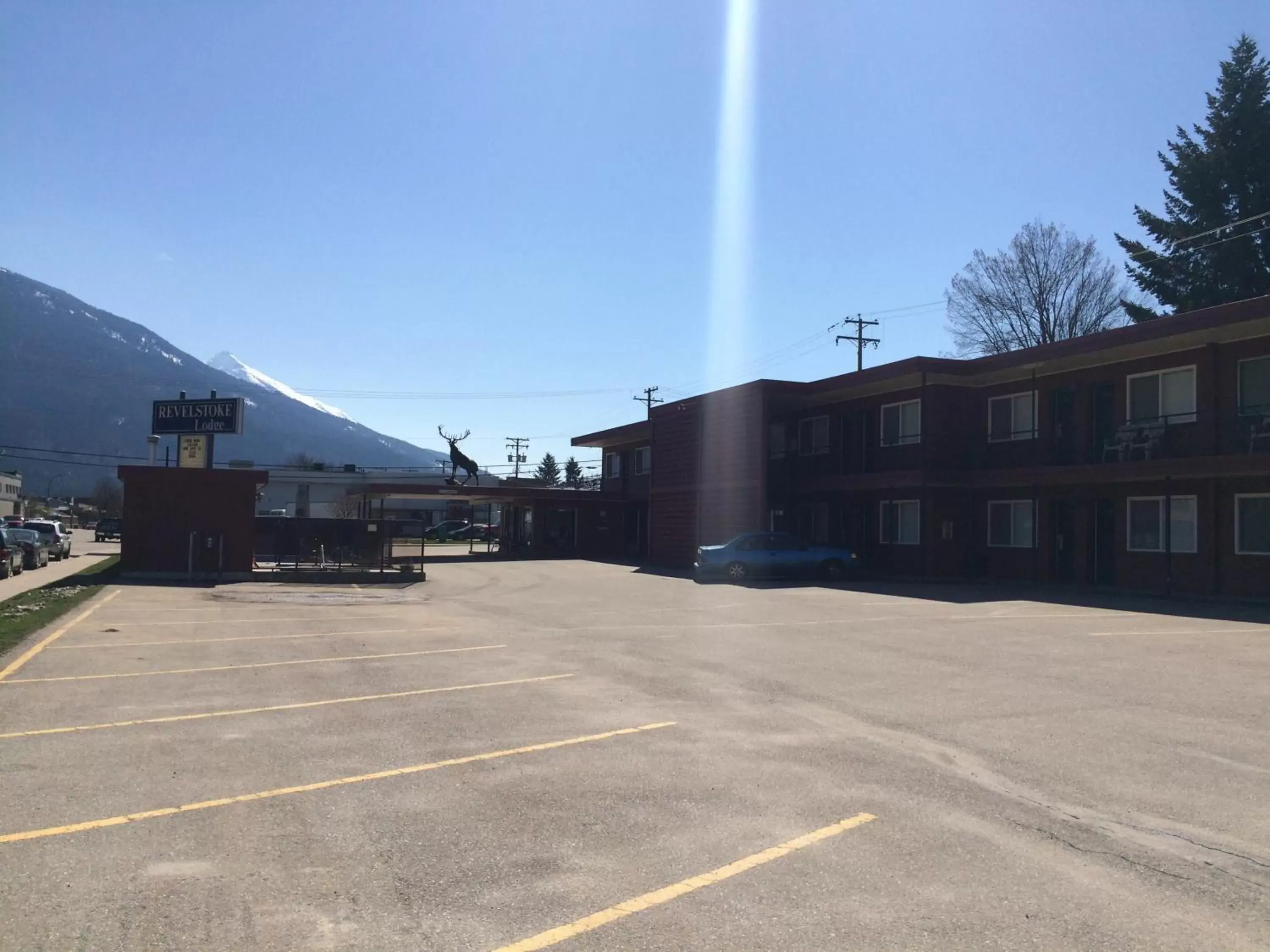 Property Building in Revelstoke Lodge