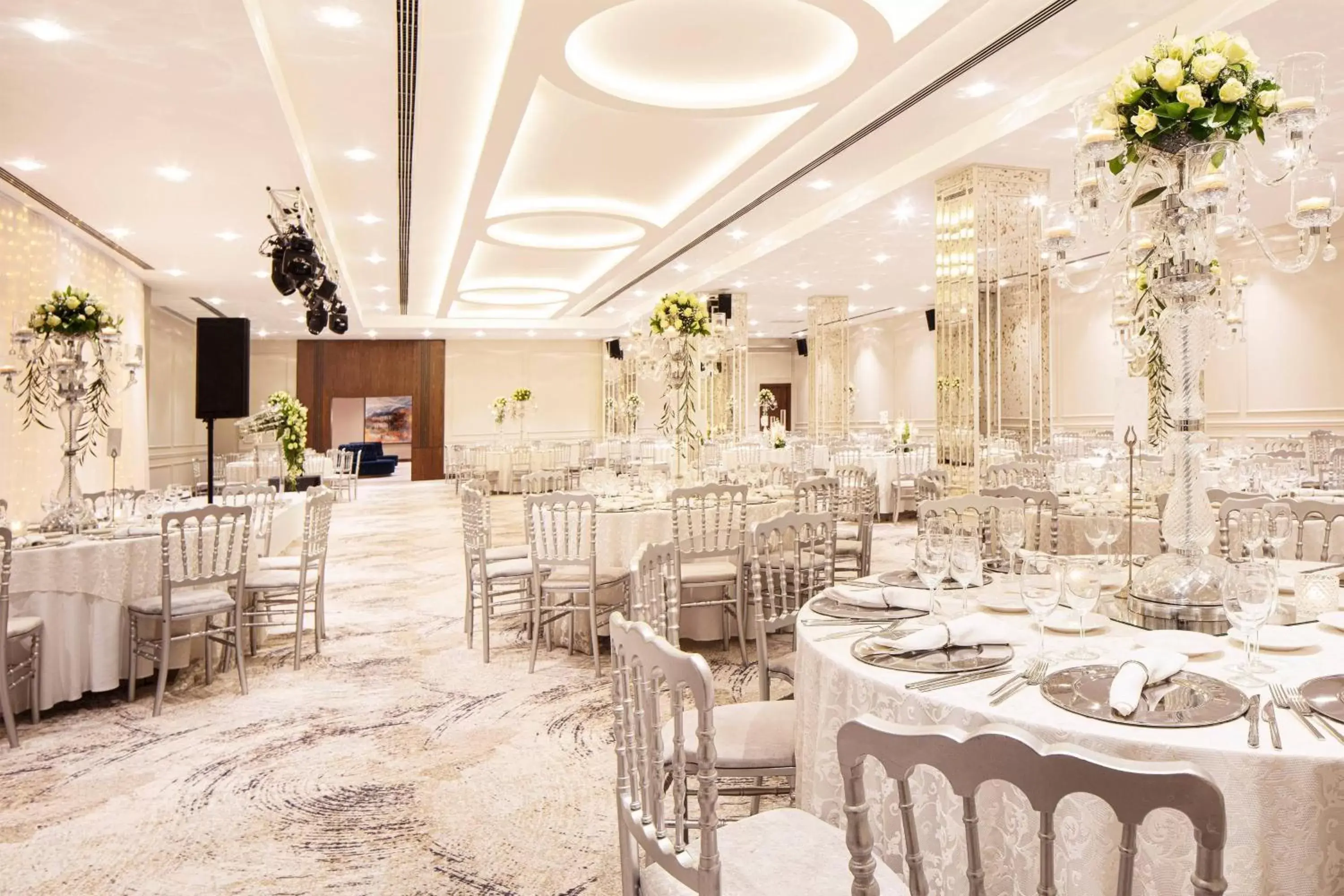 Banquet/Function facilities, Restaurant/Places to Eat in Delta Hotels by Marriott Istanbul Kagithane
