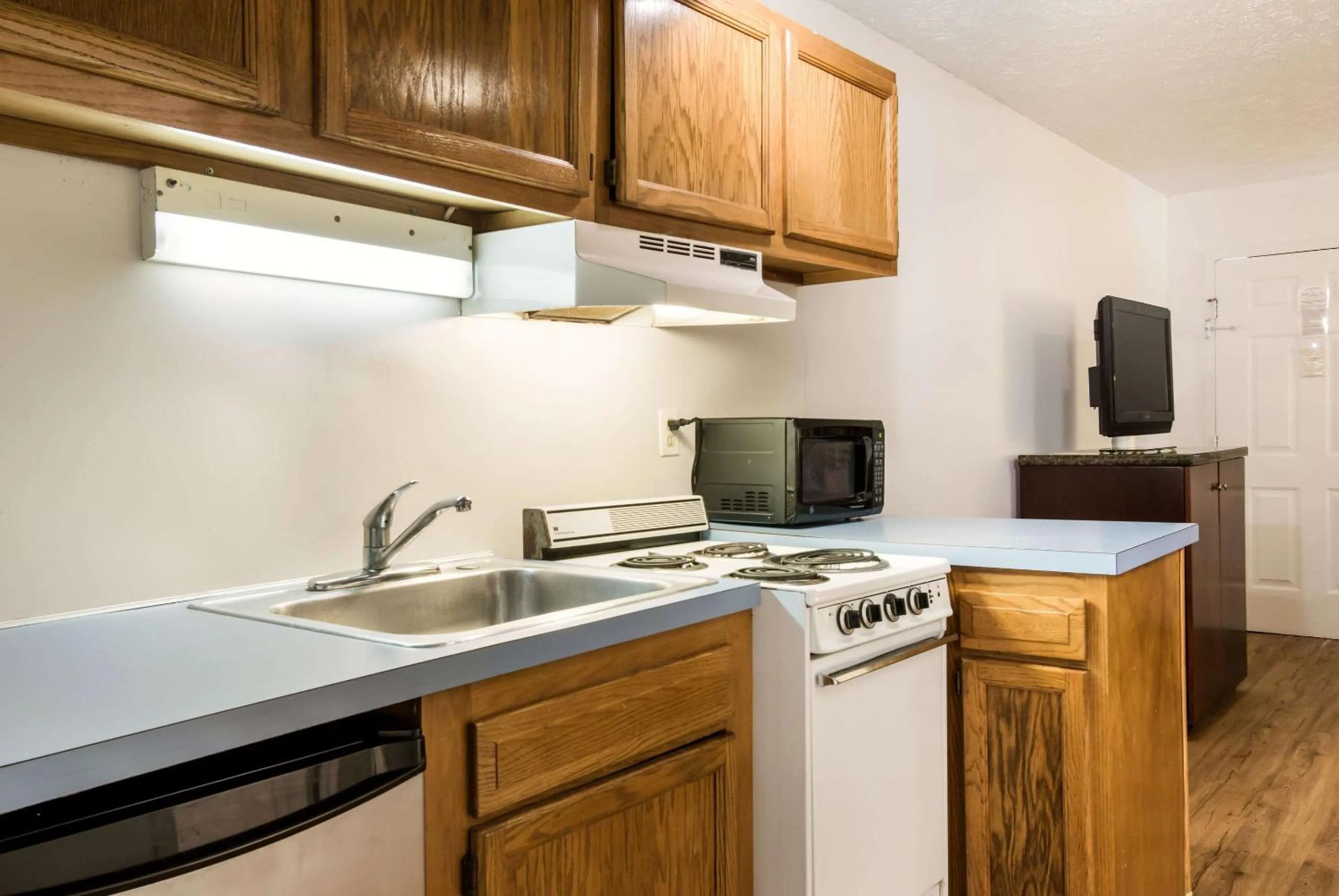 Photo of the whole room in Econo Lodge Inn & Suites Lake Harmony - Pocono Mountains Area