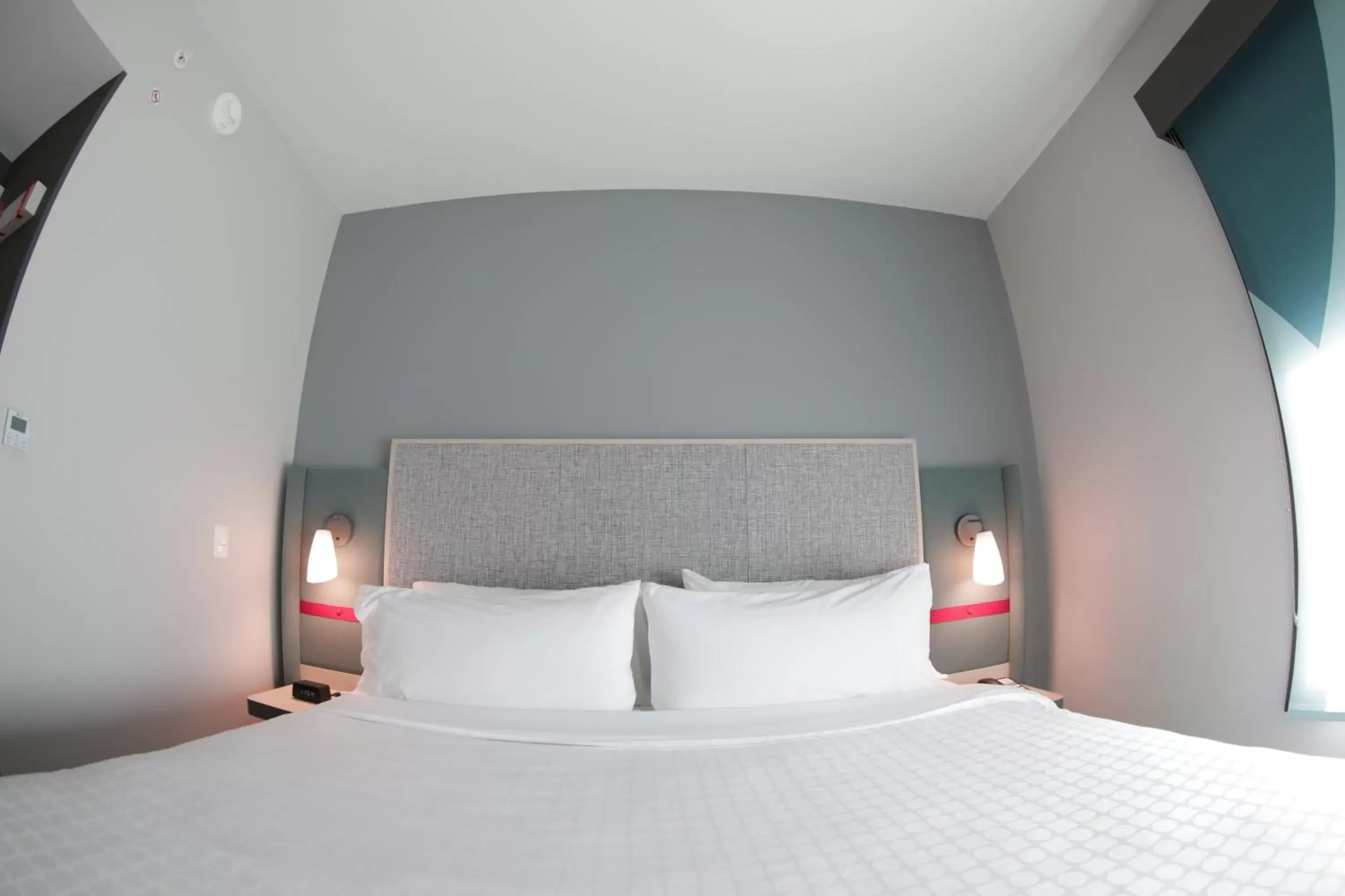 Bed in avid hotel - Fresnillo by IHG Bed in avid hotel - Fresnillo by IHG