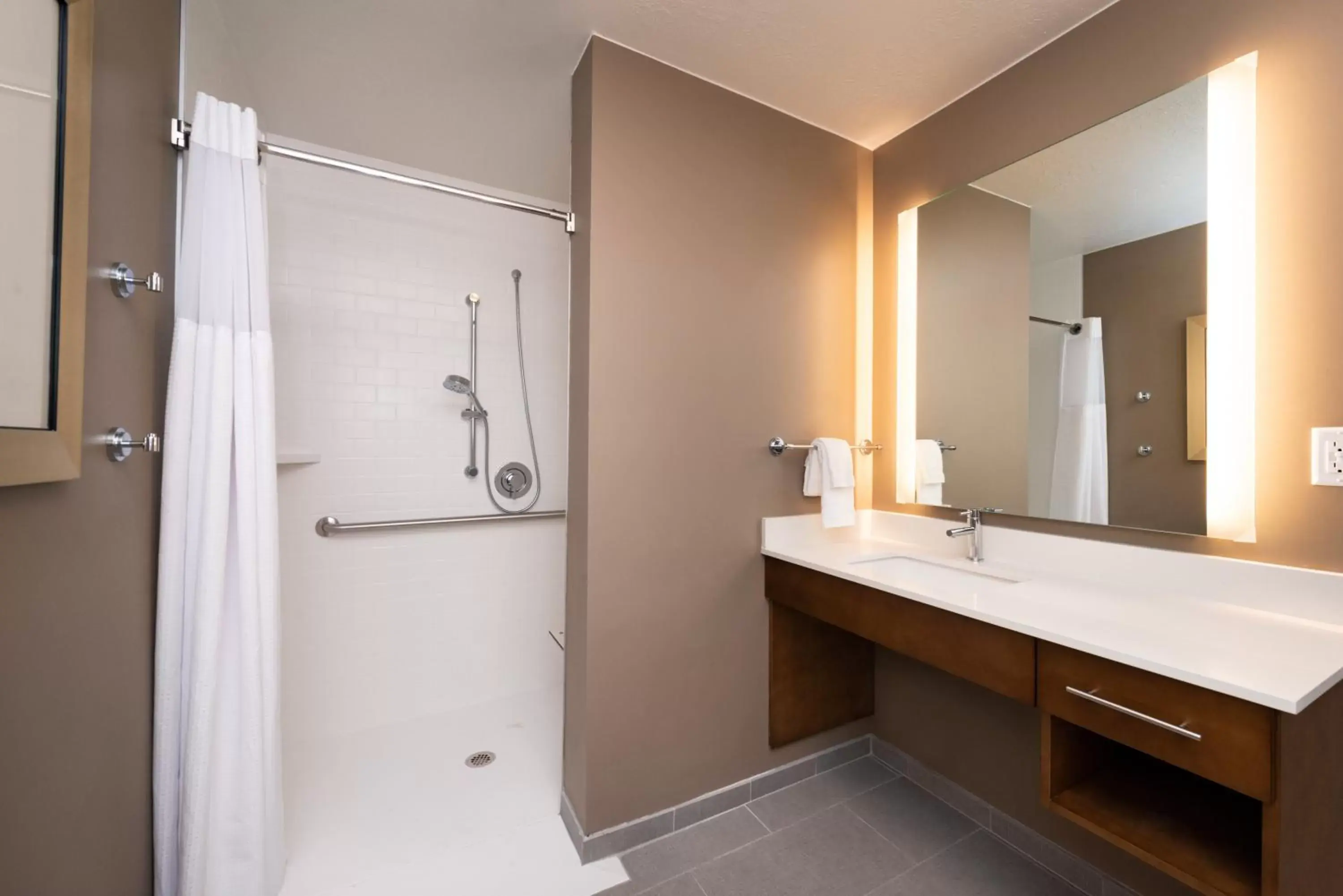 Bathroom in Staybridge Suites - St George, an IHG Hotel