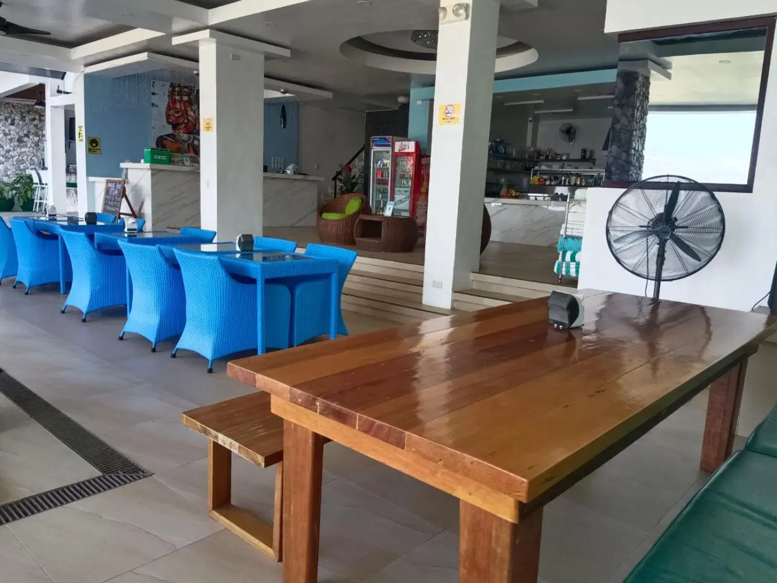 Restaurant/places to eat, Lounge/Bar in Manarra Sea View Resort