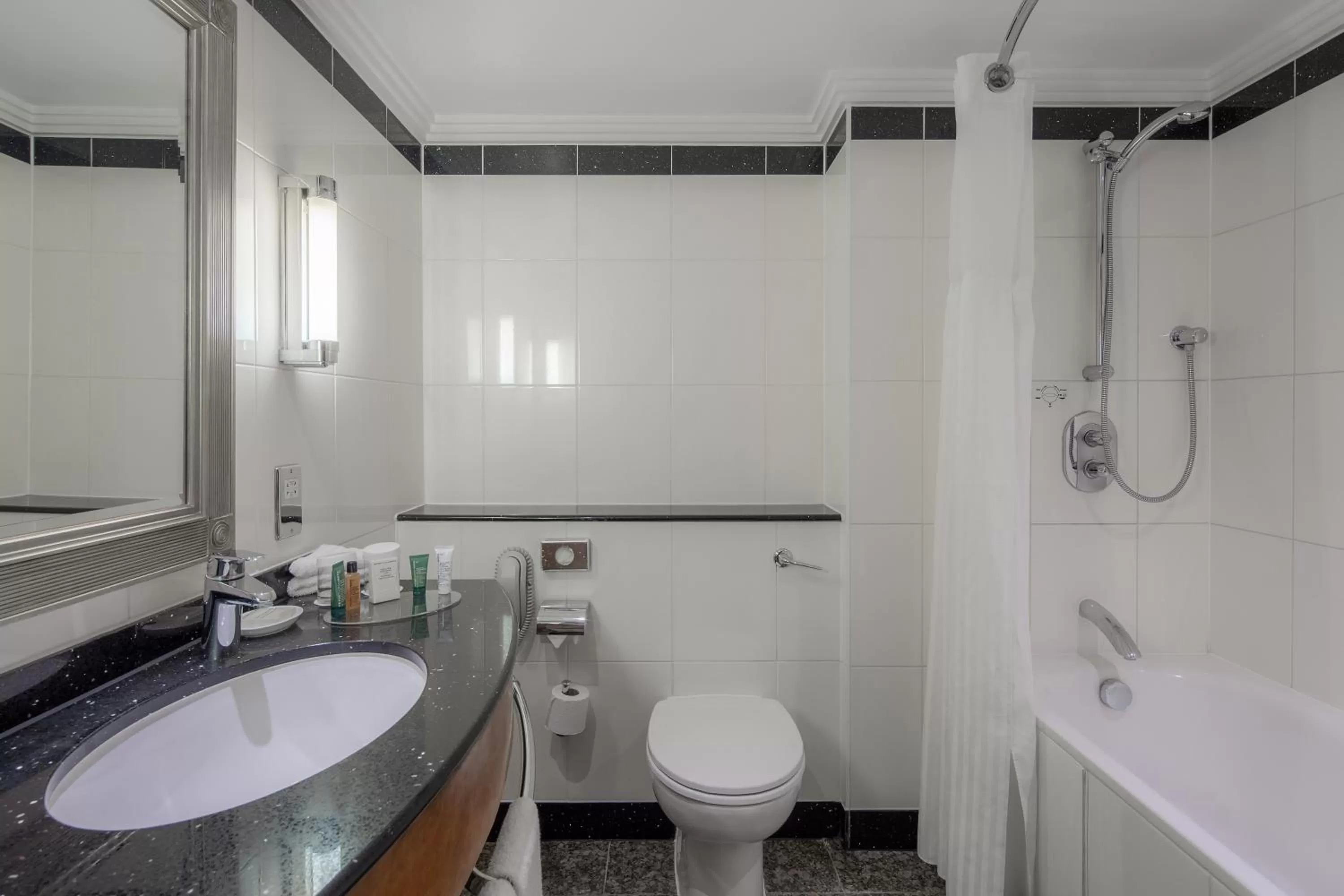 Bathroom in Hilton London Paddington