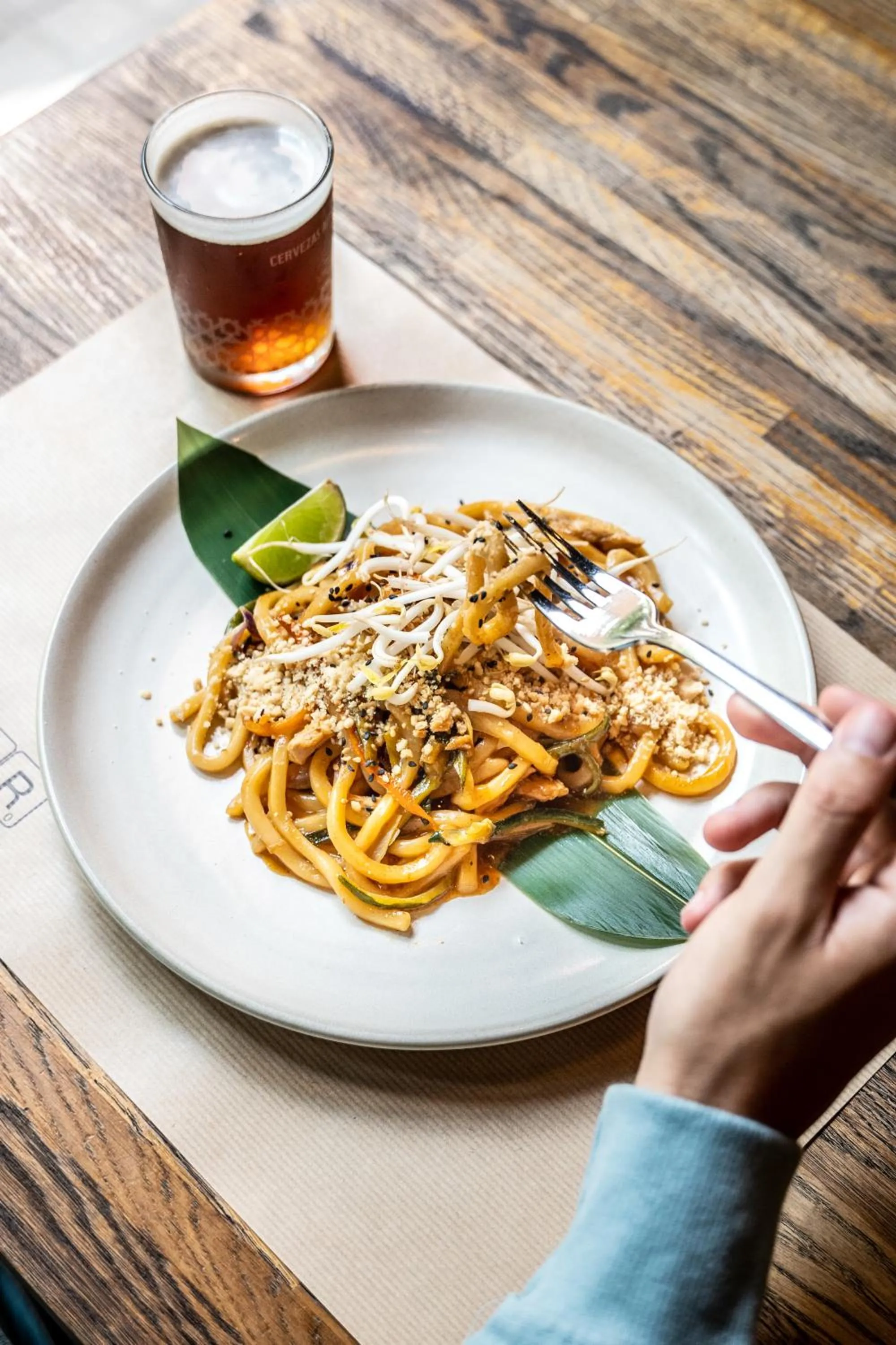 Restaurant/places to eat in Valenciaflats Ciudad de las Ciencias