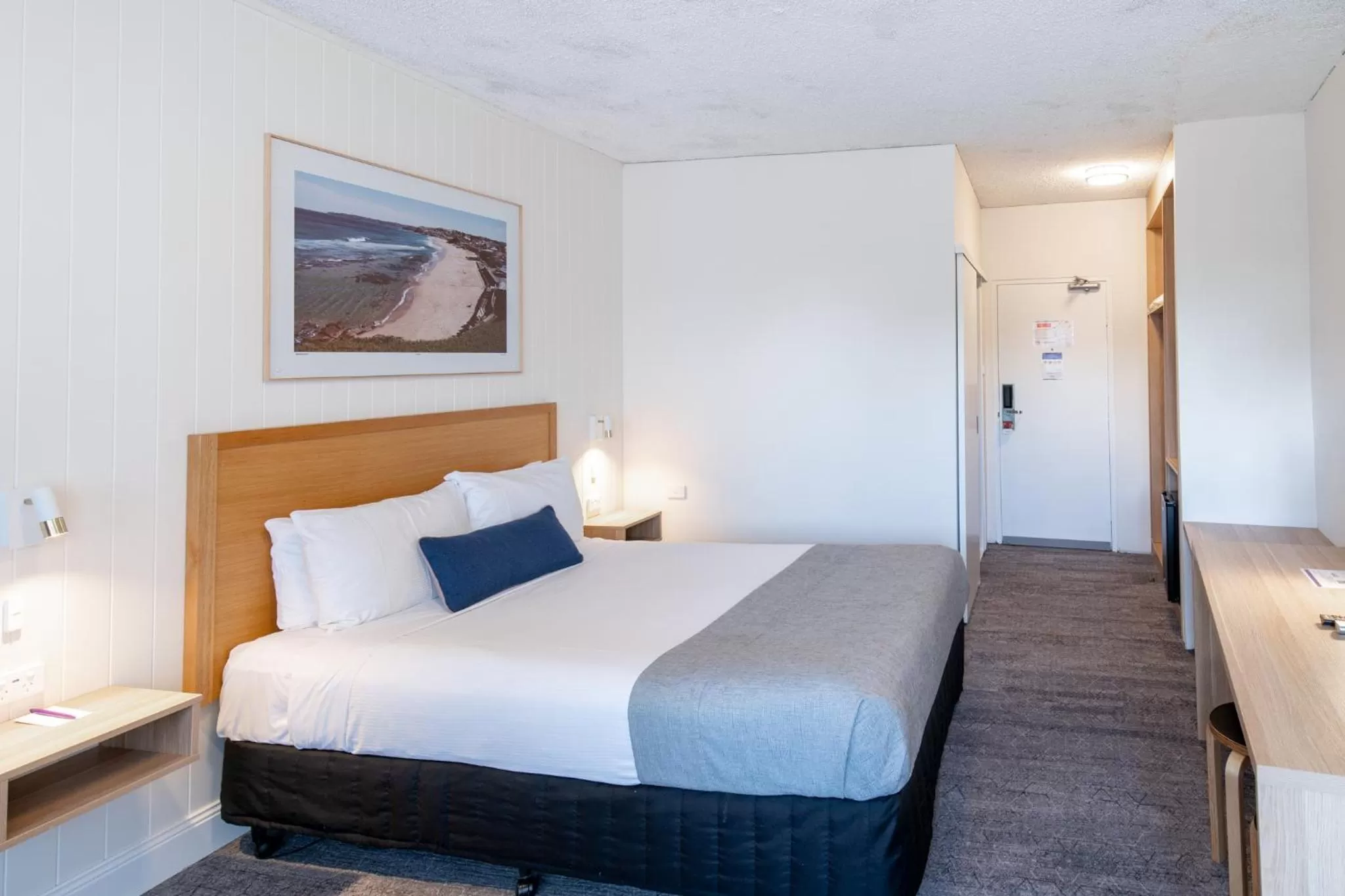 Bedroom, Bed in Mercure Charlestown