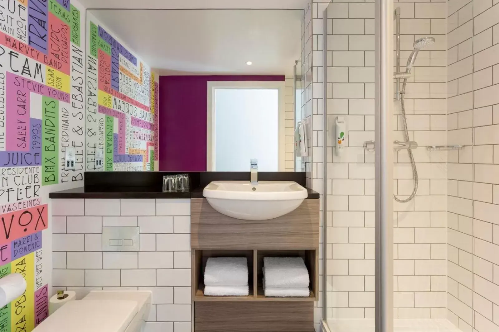Shower, Bathroom in ibis Styles Glasgow Central