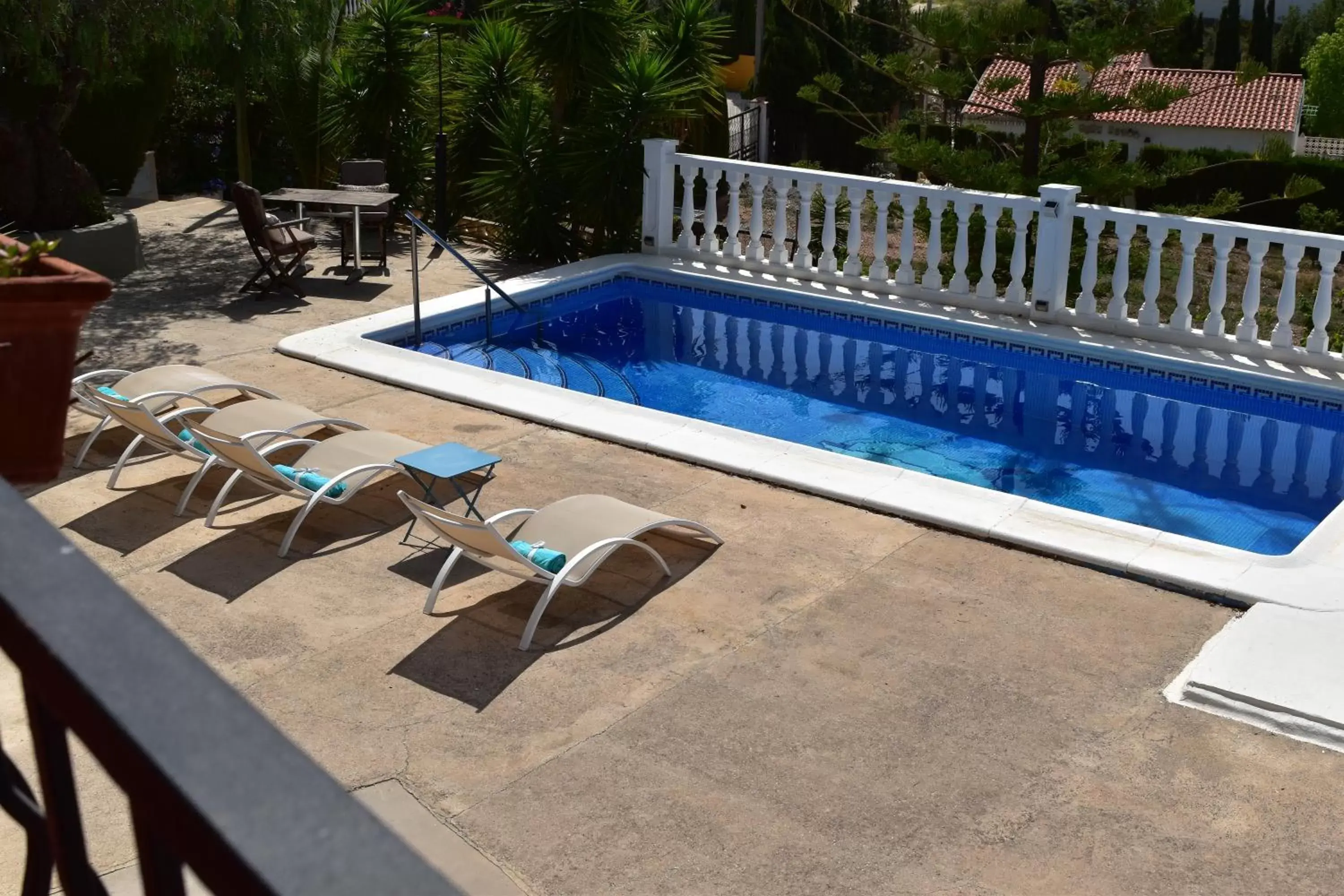 Swimming Pool in Casa Loro Loco B&B