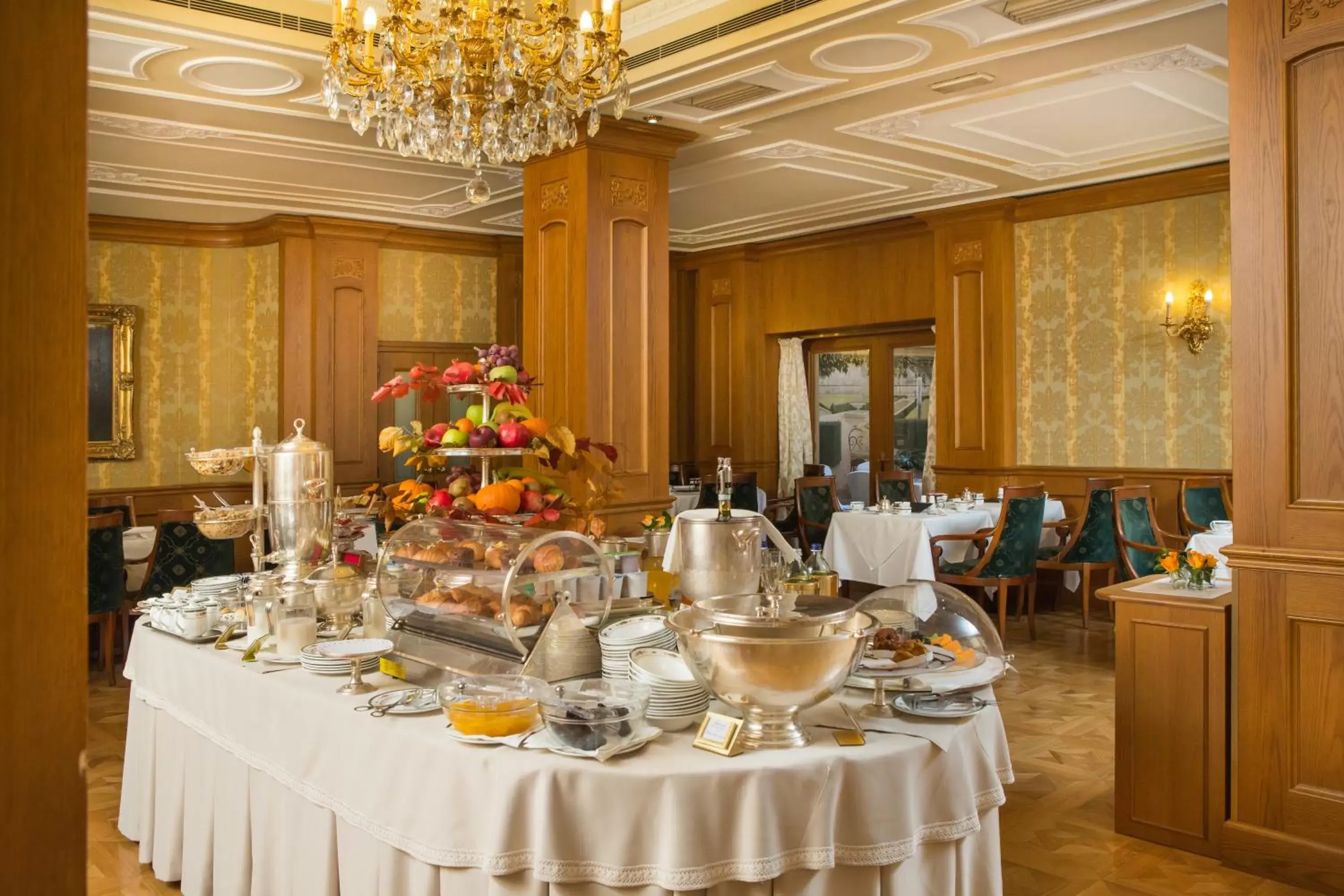 Restaurant/Places to Eat in Grand Hotel Majestic gia' Baglioni