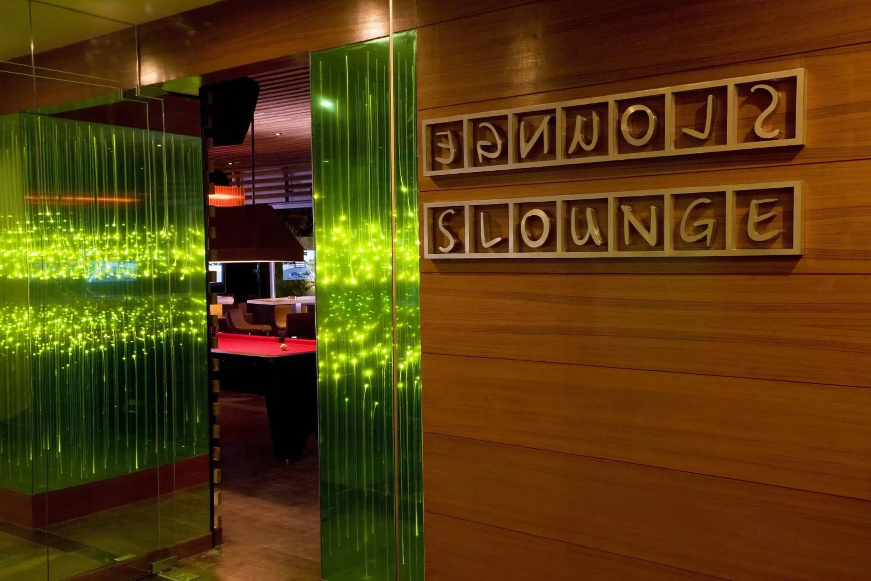 Lounge or bar in Lemon Tree Hotel Hinjewadi Pune