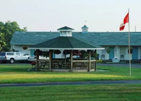 Property Building in Theater Motel