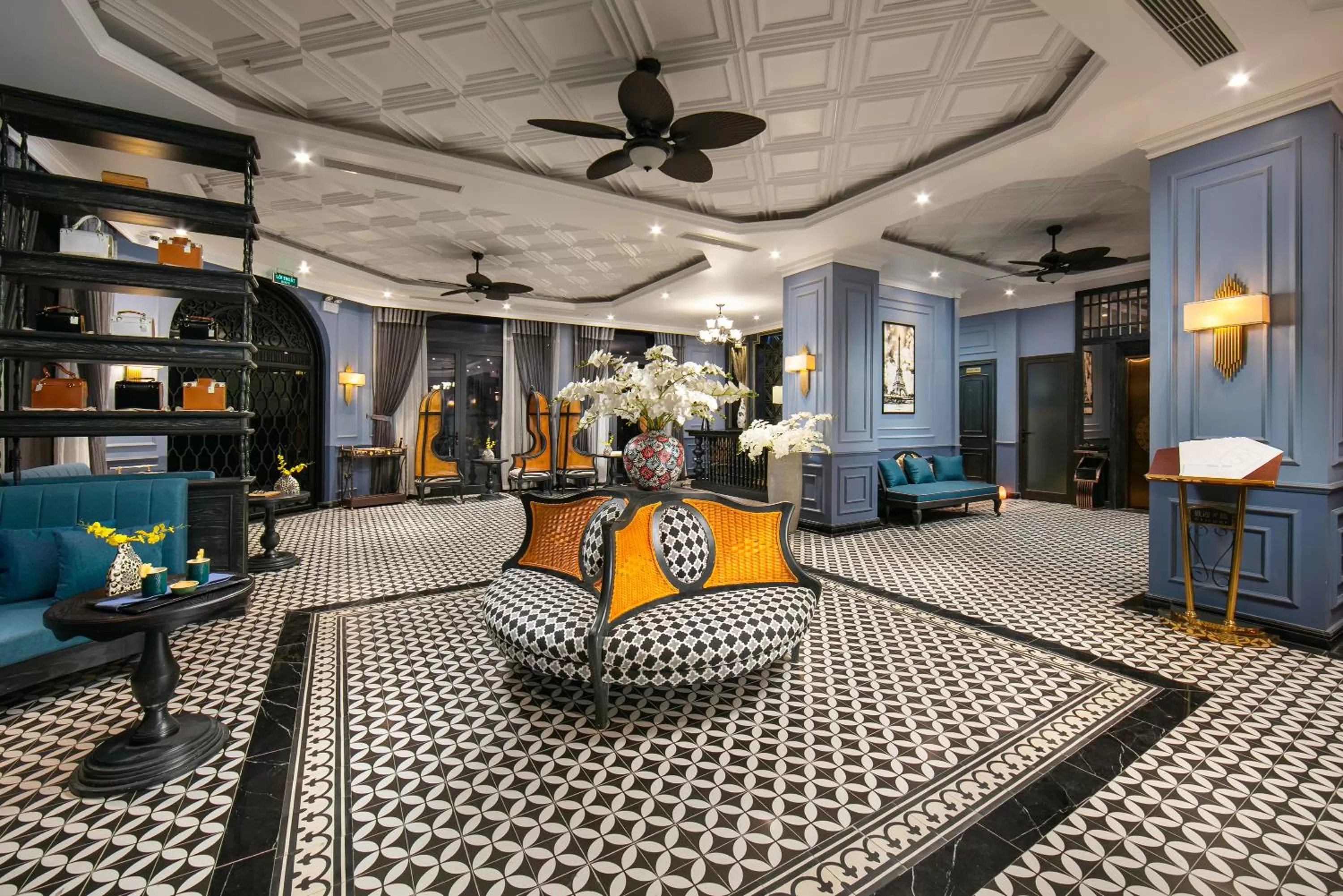 Lobby or reception in The Secret HaLong