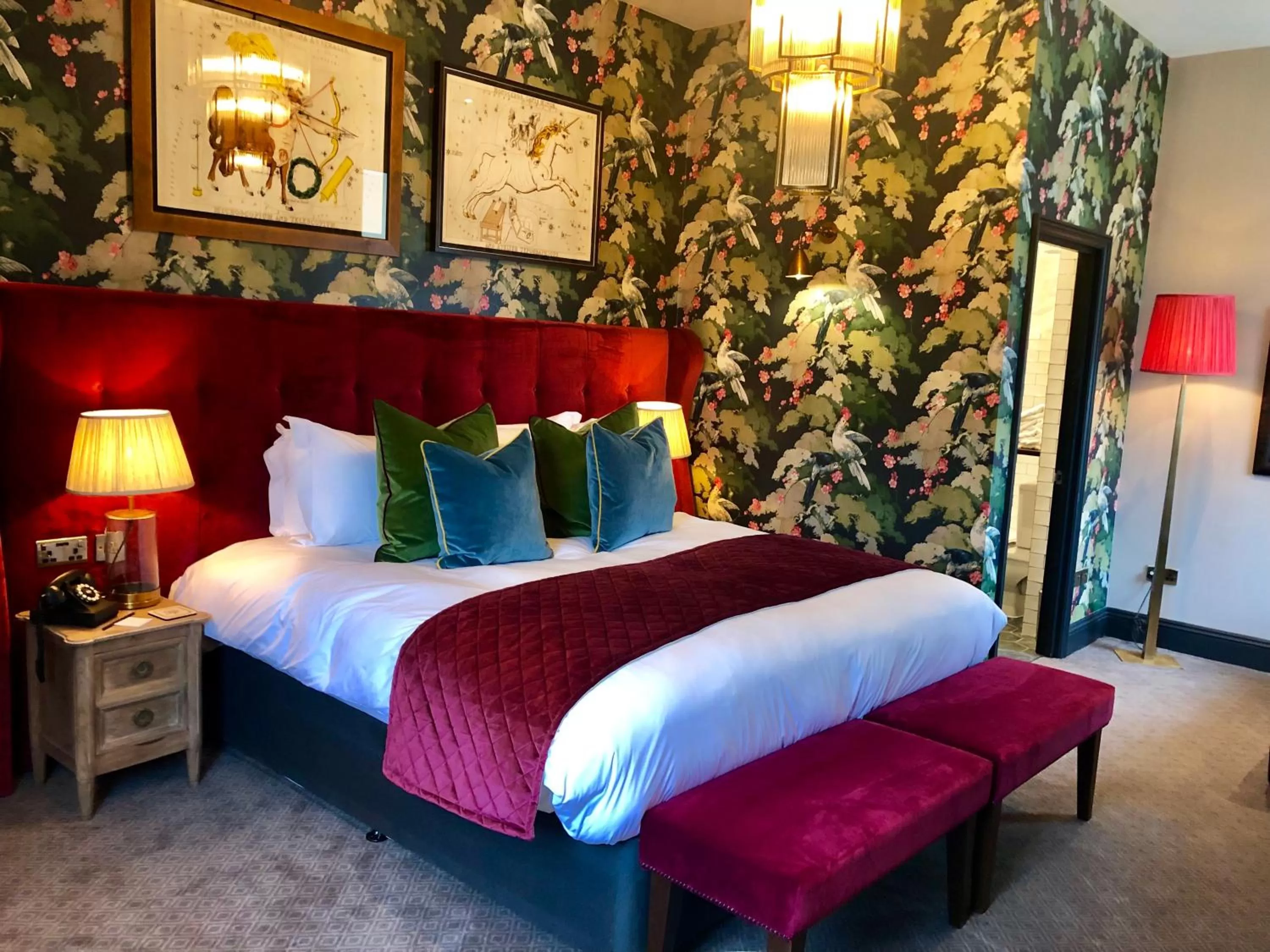 Bedroom, Bed in The Park Hotel