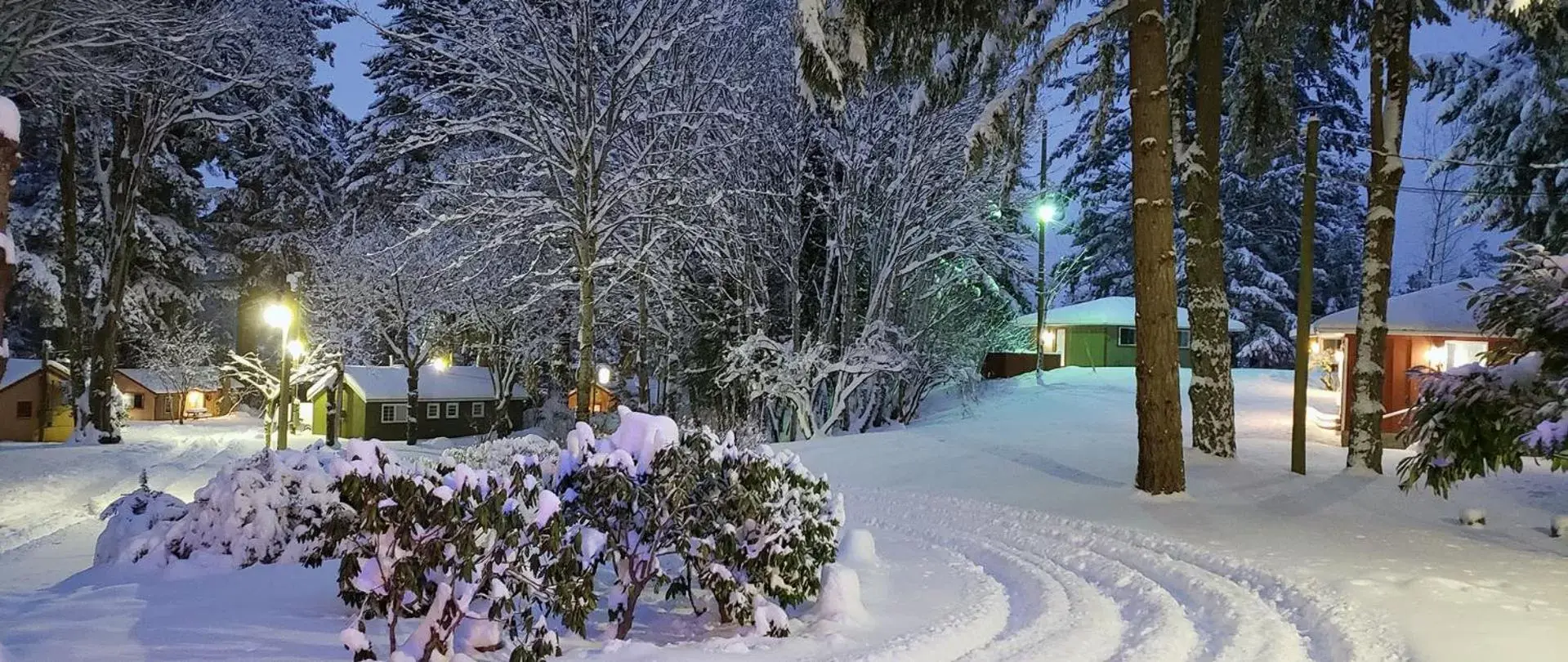 Property building, Winter in Malahat Bungalows Motel